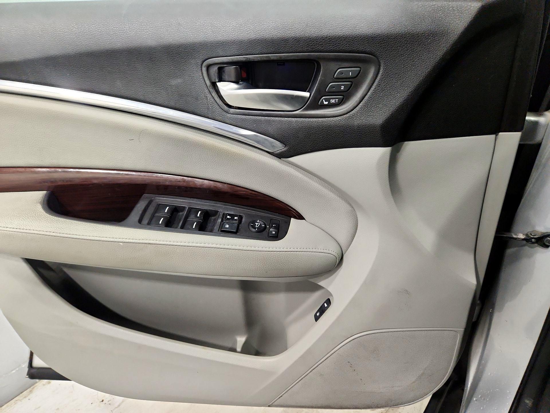 Thumbnail: 2014 Acura MDX - 12