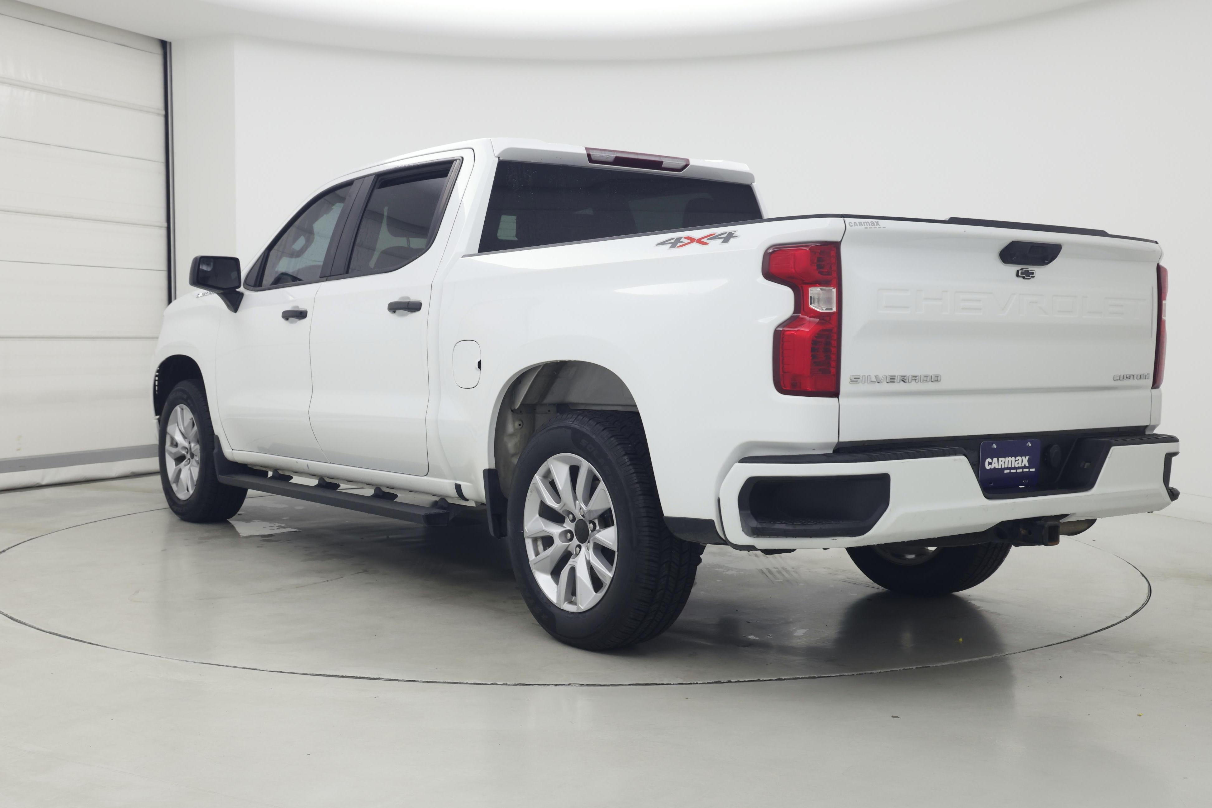 Thumbnail: 2022 Chevrolet Silverado 1500 - 2
