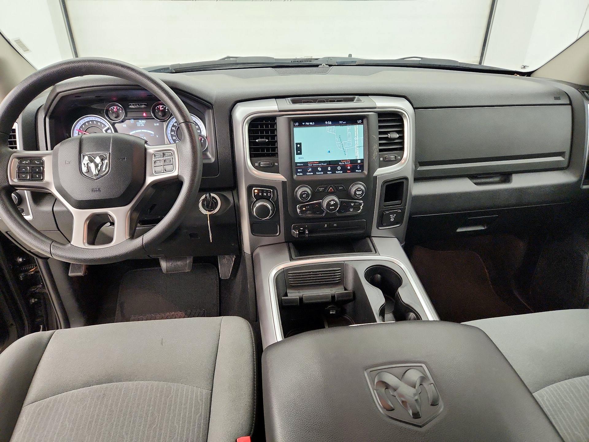 Thumbnail: 2022 RAM 1500 Classic - 9