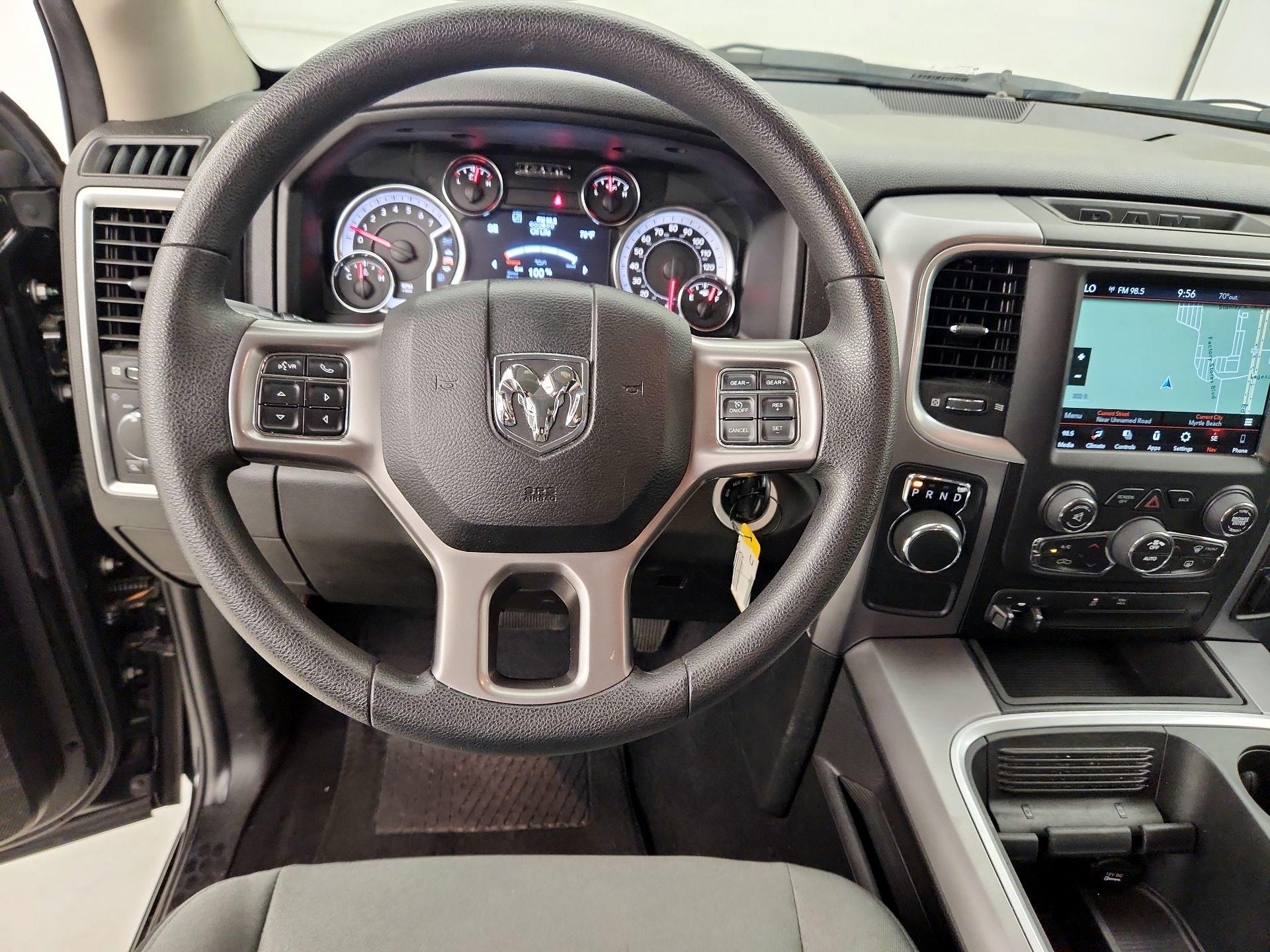 Thumbnail: 2022 RAM 1500 Classic - 10