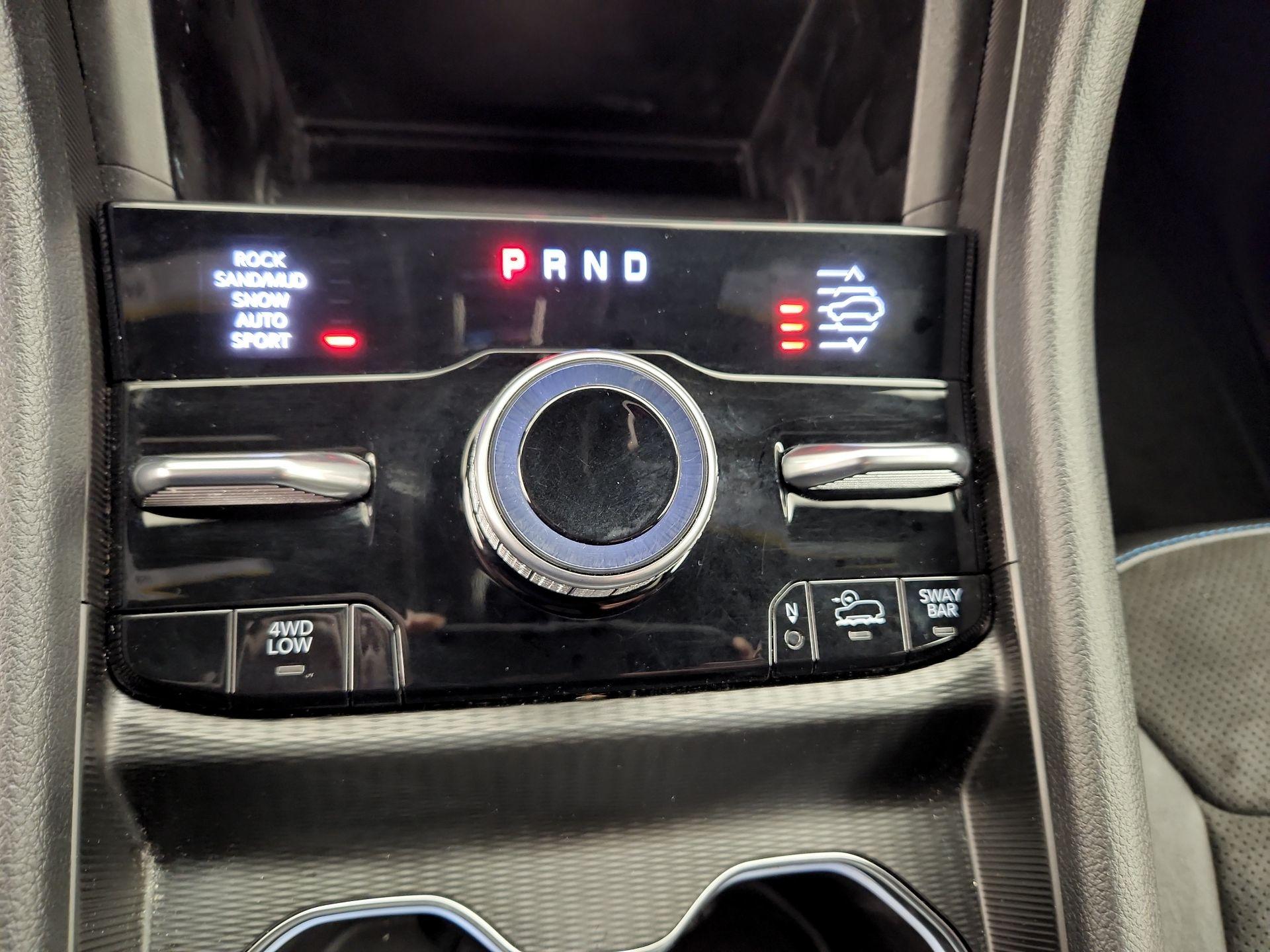 Thumbnail: 2023 Jeep Grand Cherokee - 18