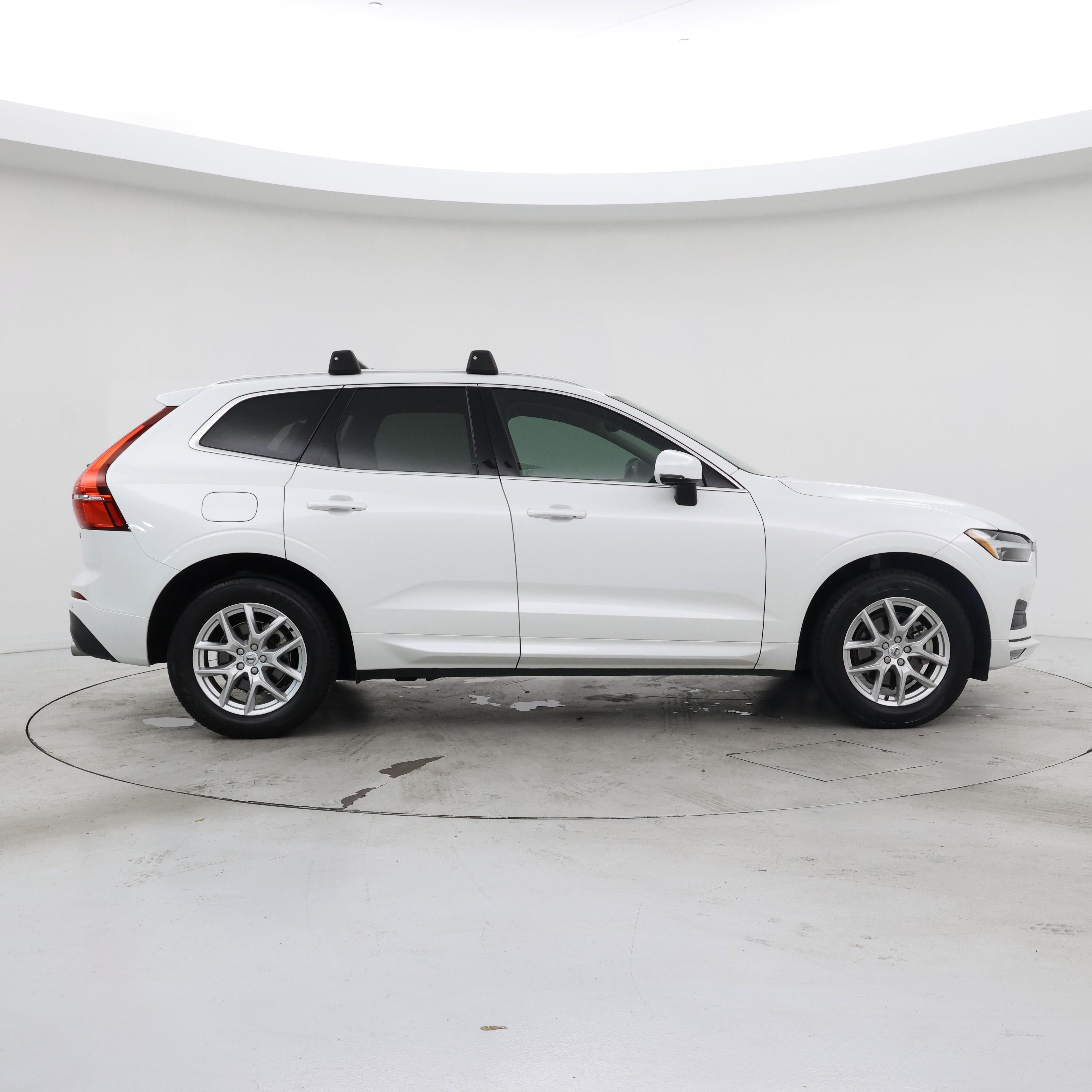 Thumbnail: 2021 Volvo XC60 - 7