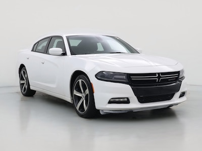 White 2017 Dodge Charger SXT