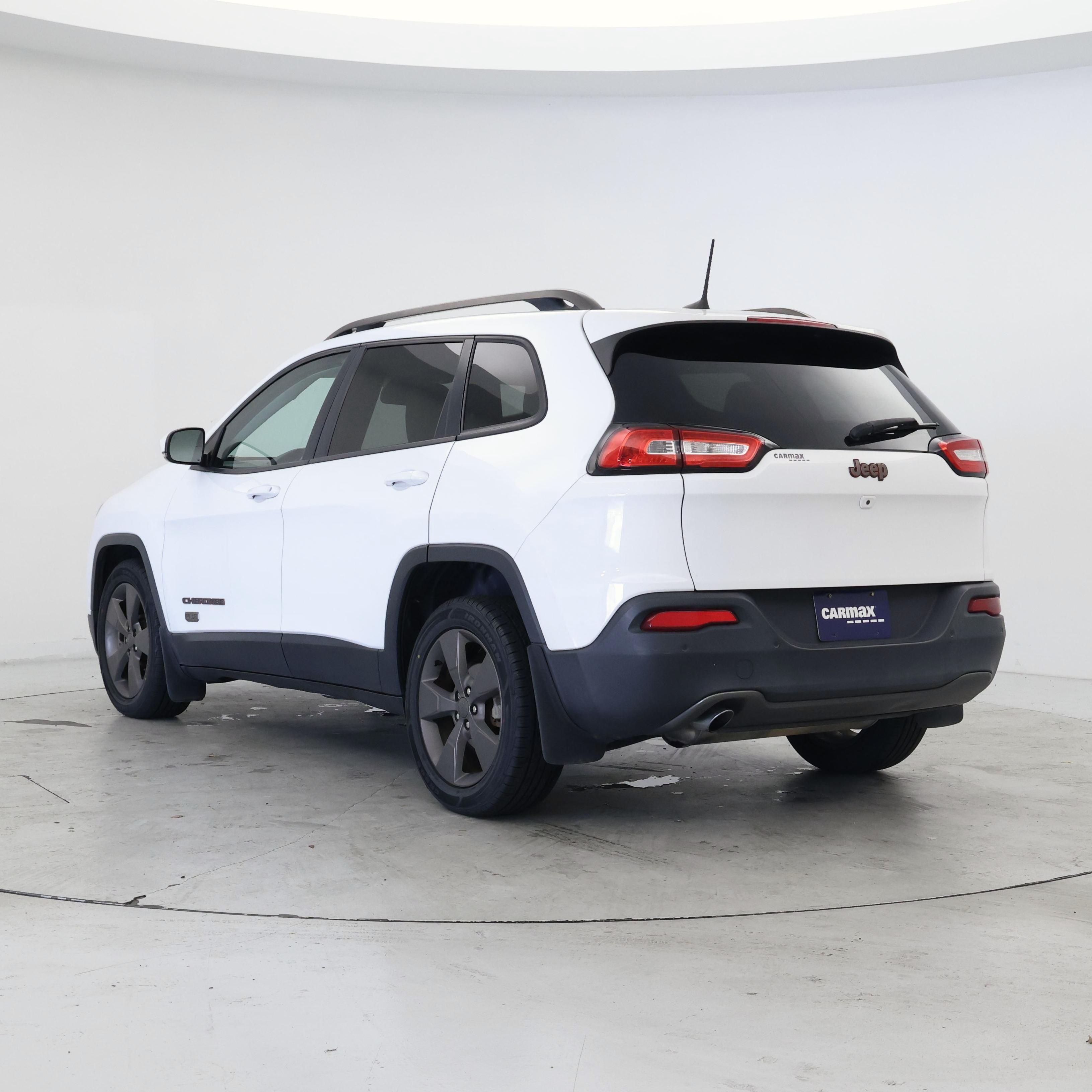 Thumbnail: 2016 Jeep Cherokee - 2