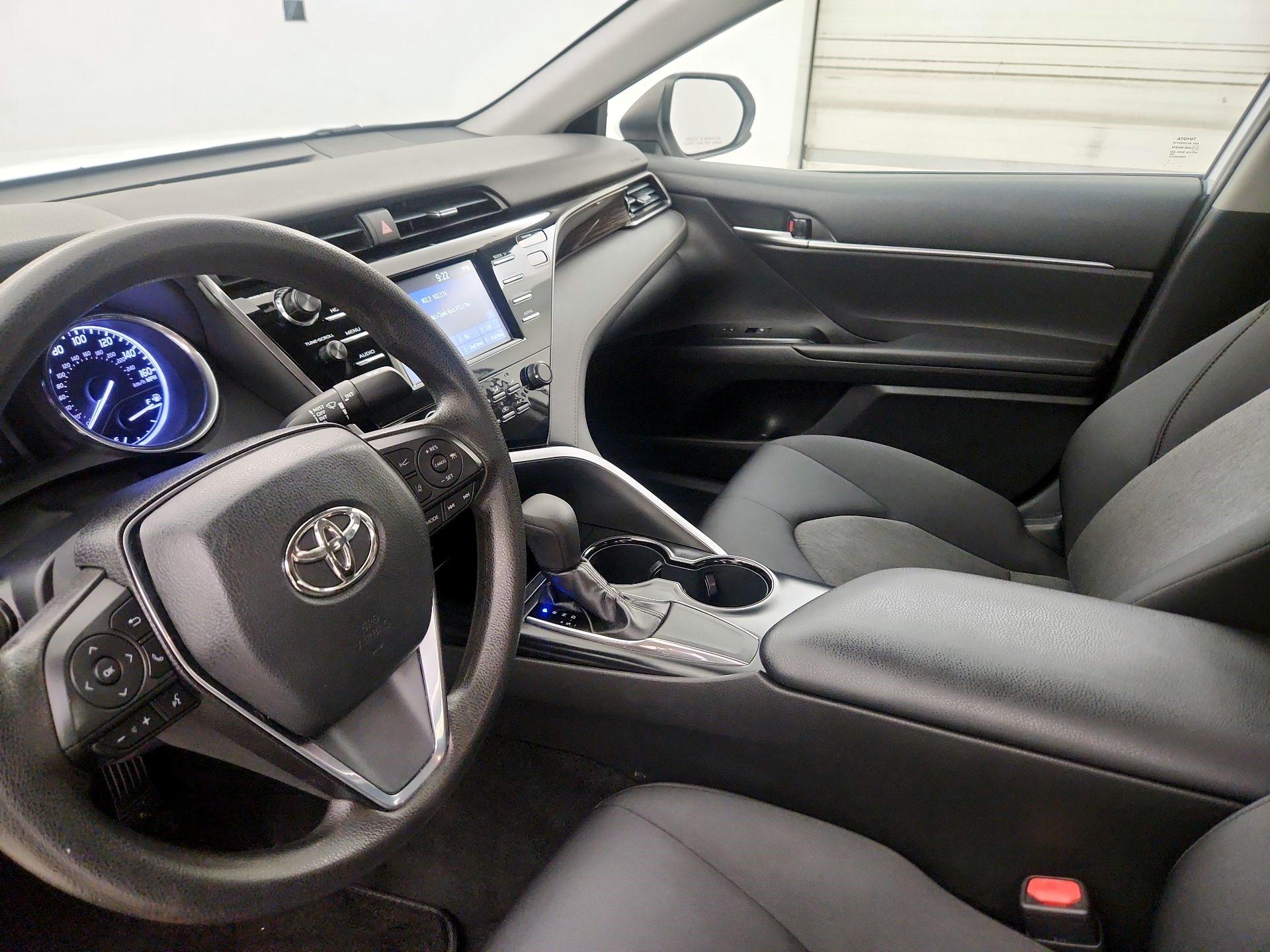 Thumbnail: 2019 Toyota Camry - 11