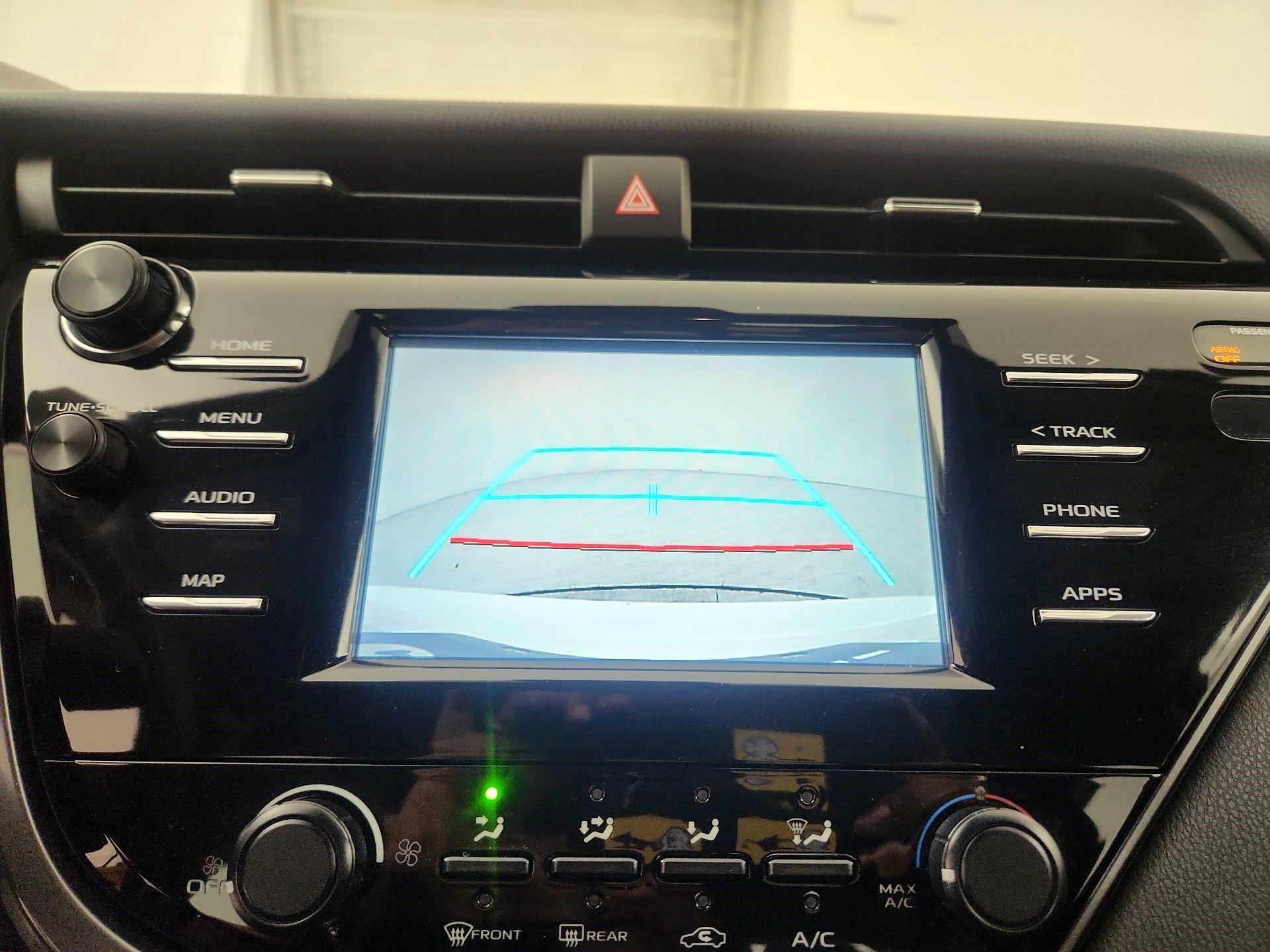 Thumbnail: 2019 Toyota Camry - 14