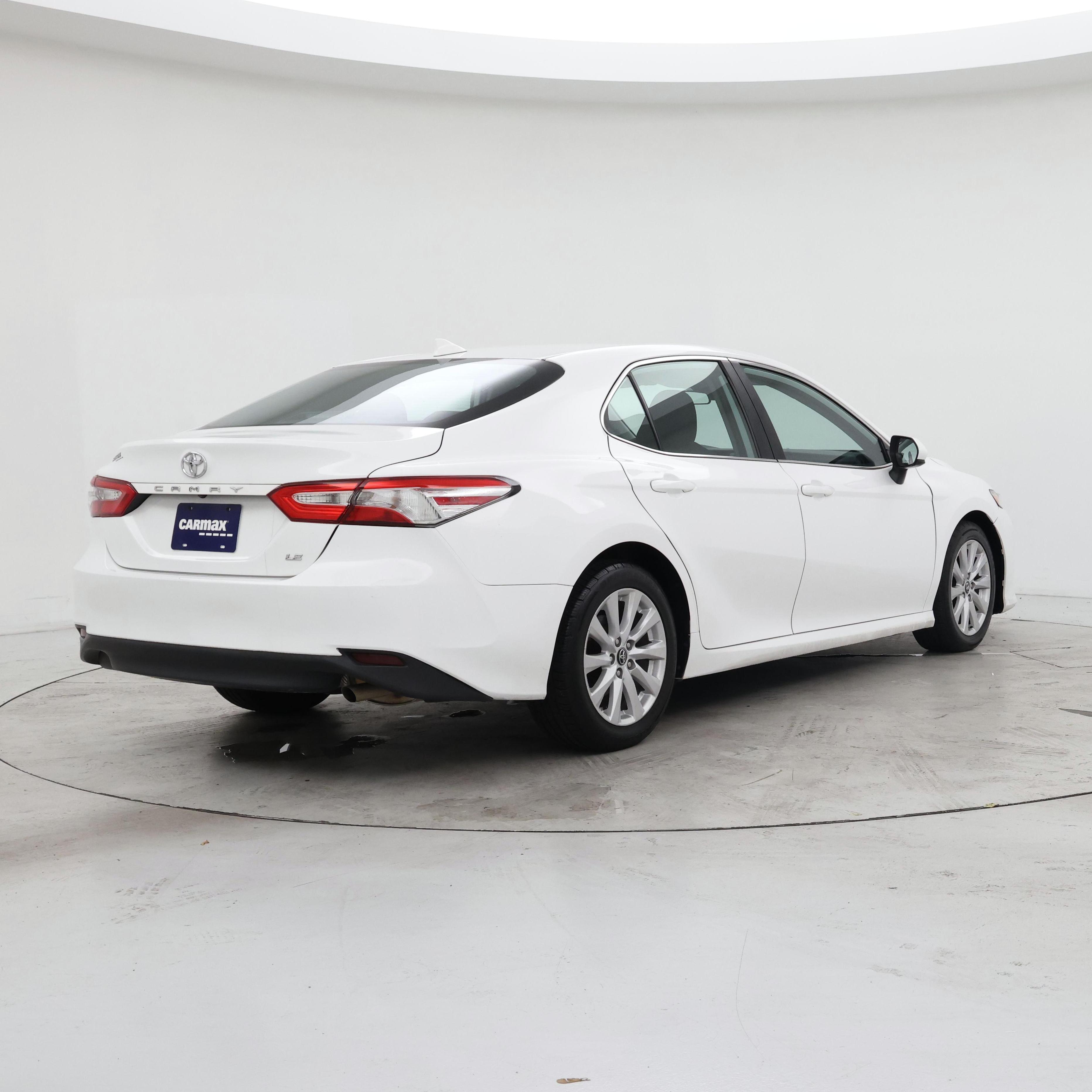 Thumbnail: 2019 Toyota Camry - 8