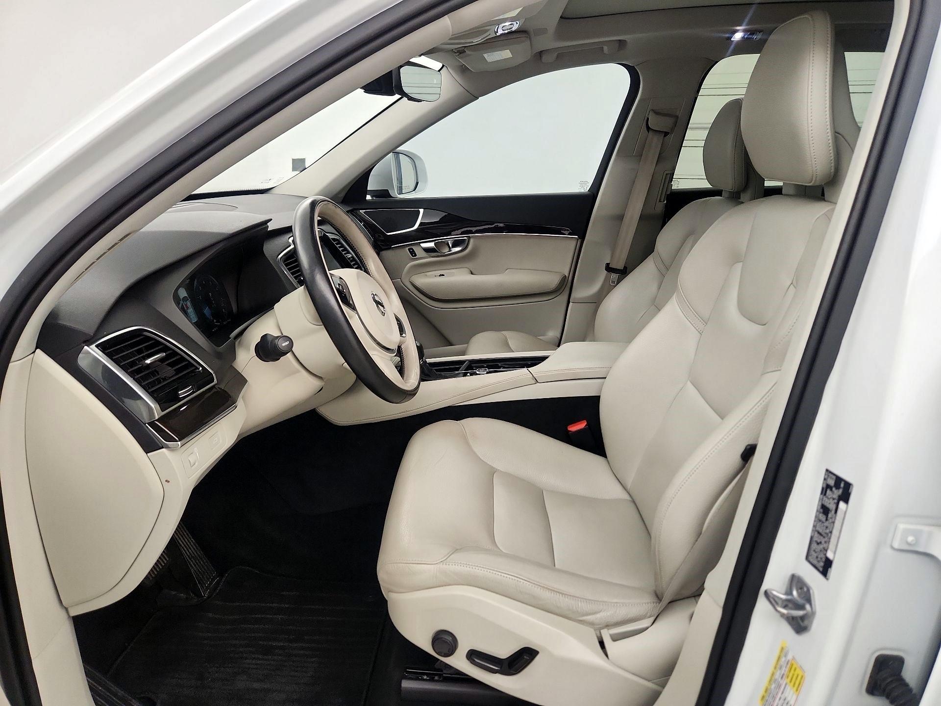 Thumbnail: 2018 Volvo XC90 - 9