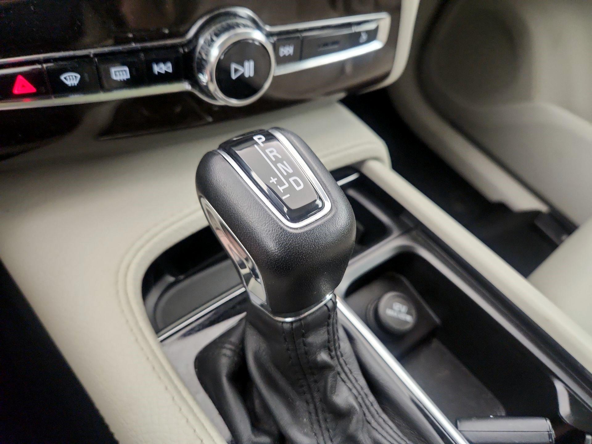 Thumbnail: 2018 Volvo XC90 - 15