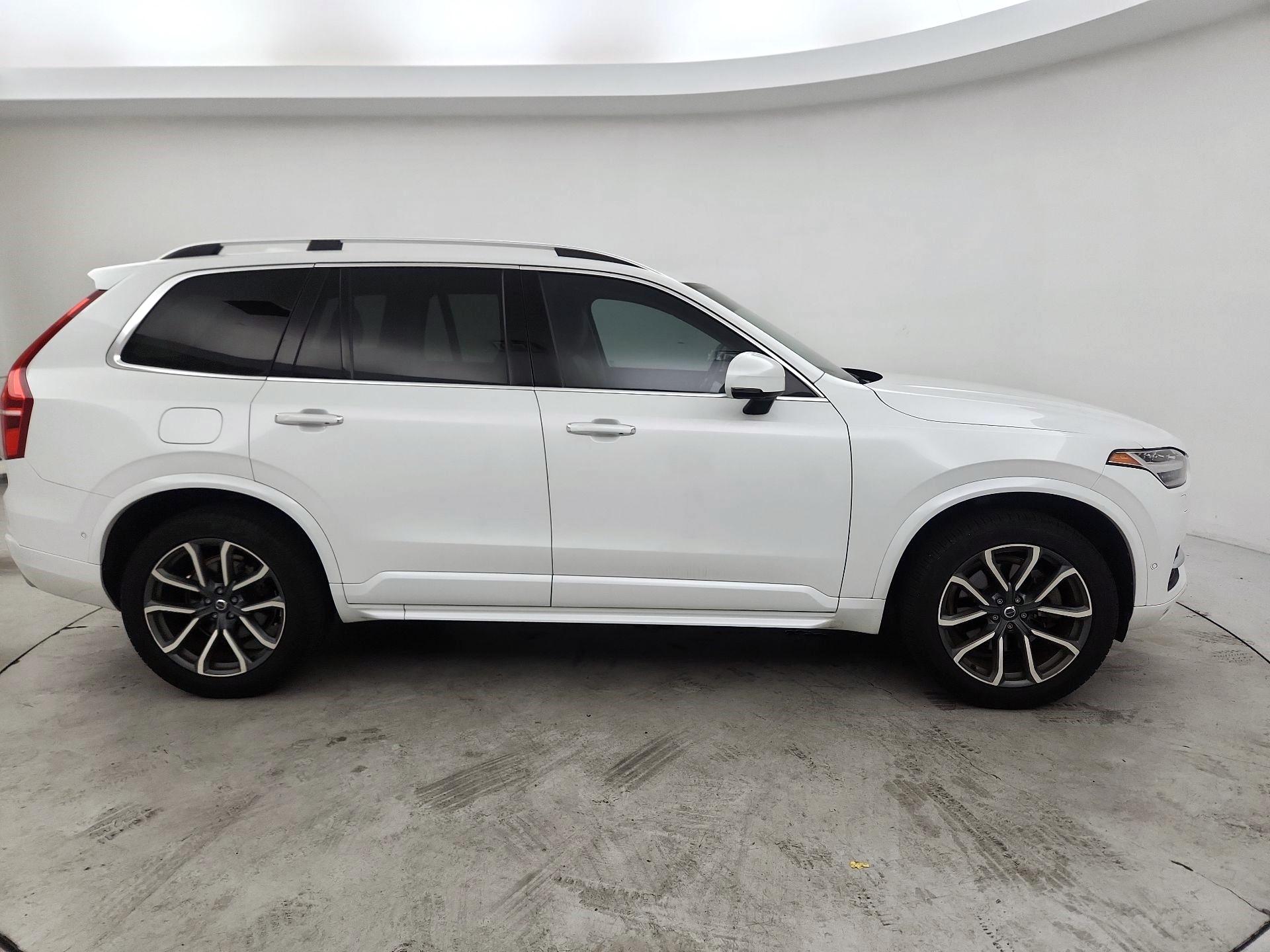 Thumbnail: 2018 Volvo XC90 - 4