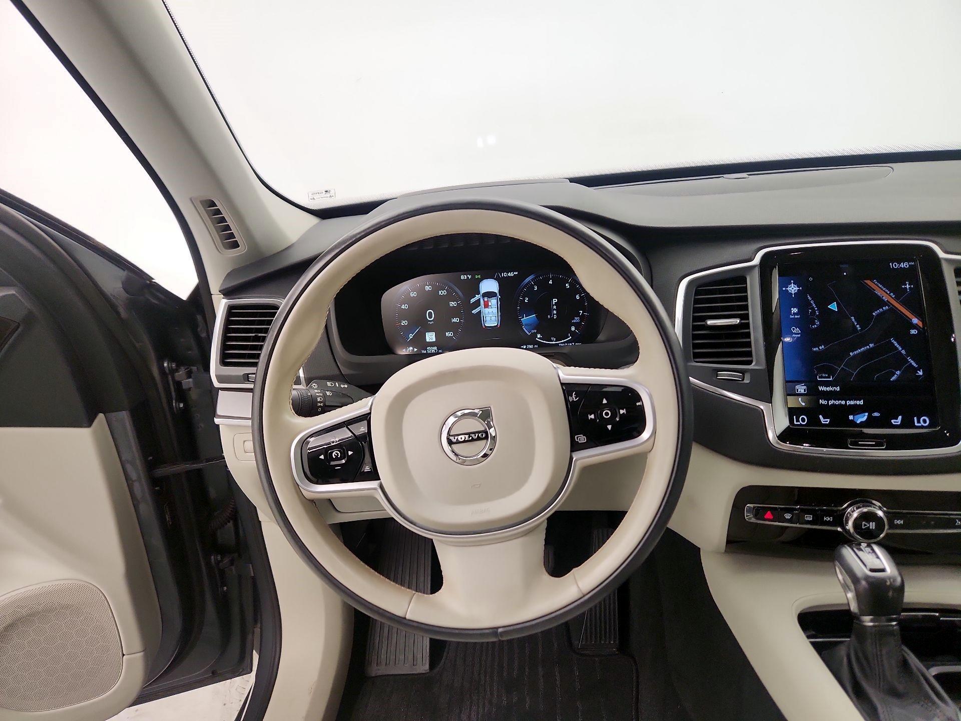 Thumbnail: 2019 Volvo XC90 - 10