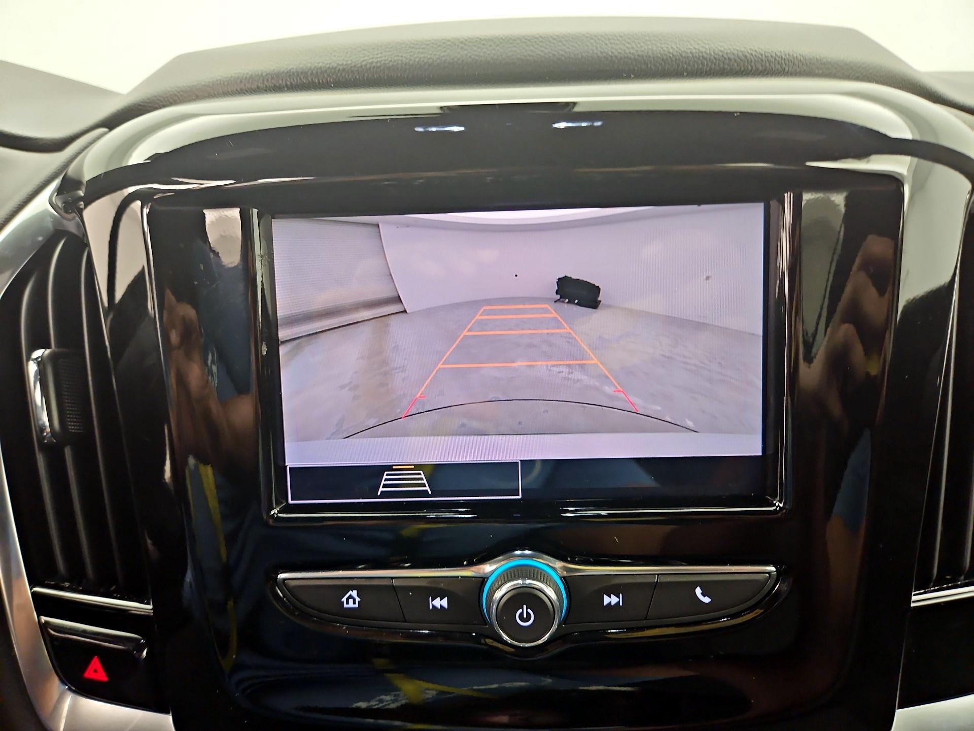 Thumbnail: 2023 Chevrolet Traverse - 14