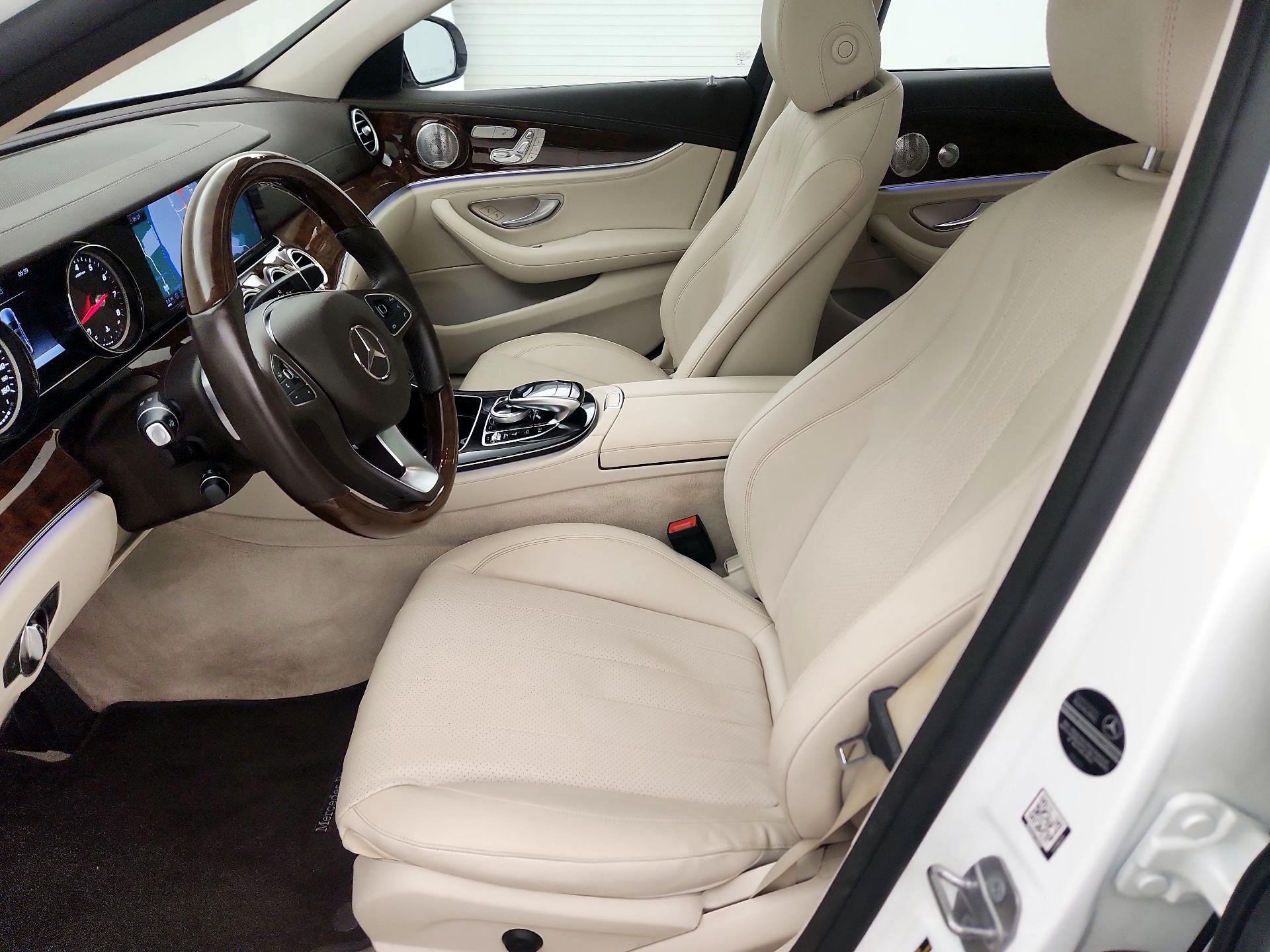 Thumbnail: 2017 Mercedes-Benz E-Class - 11