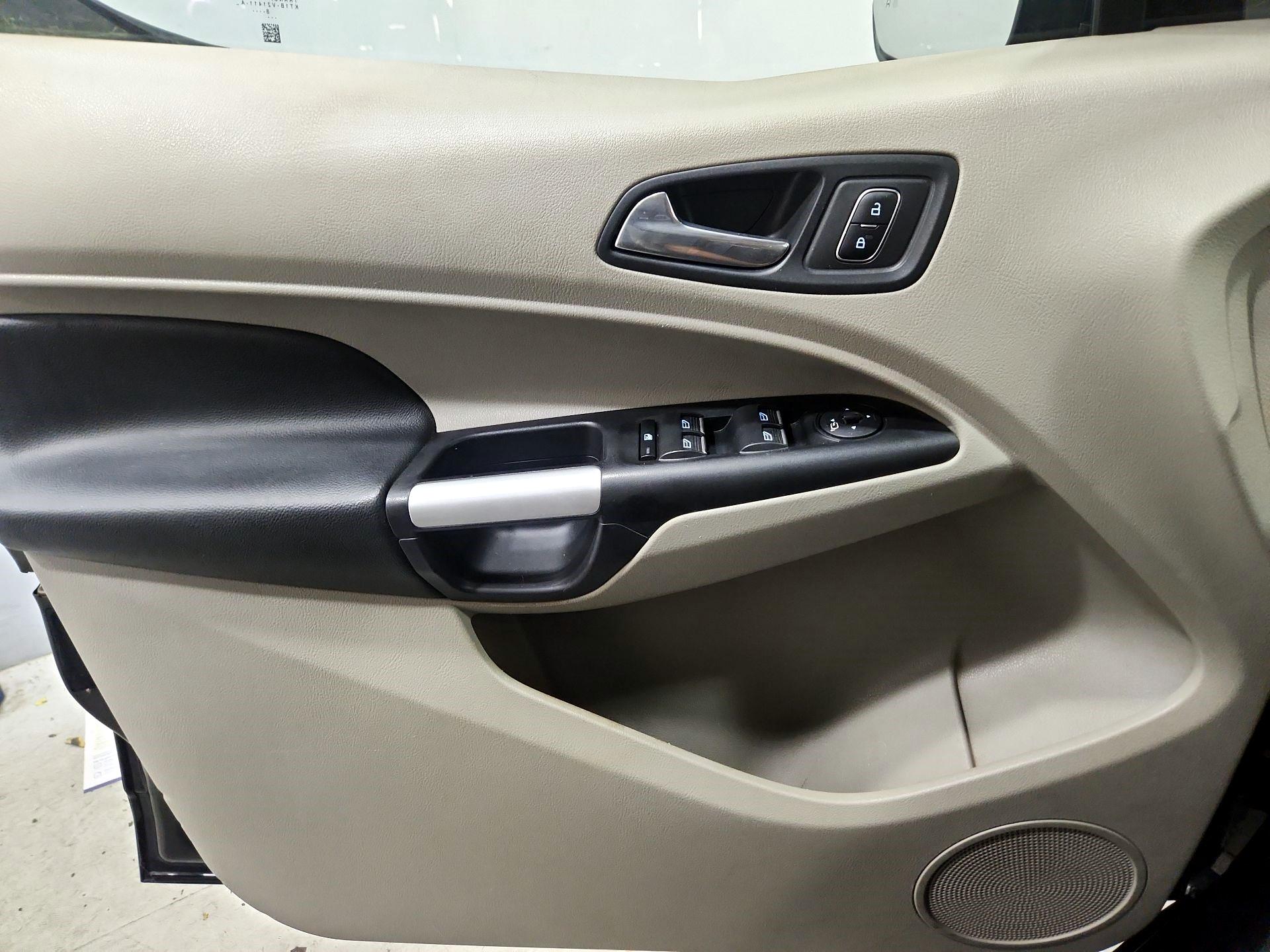Thumbnail: 2019 Ford Transit Series - 12