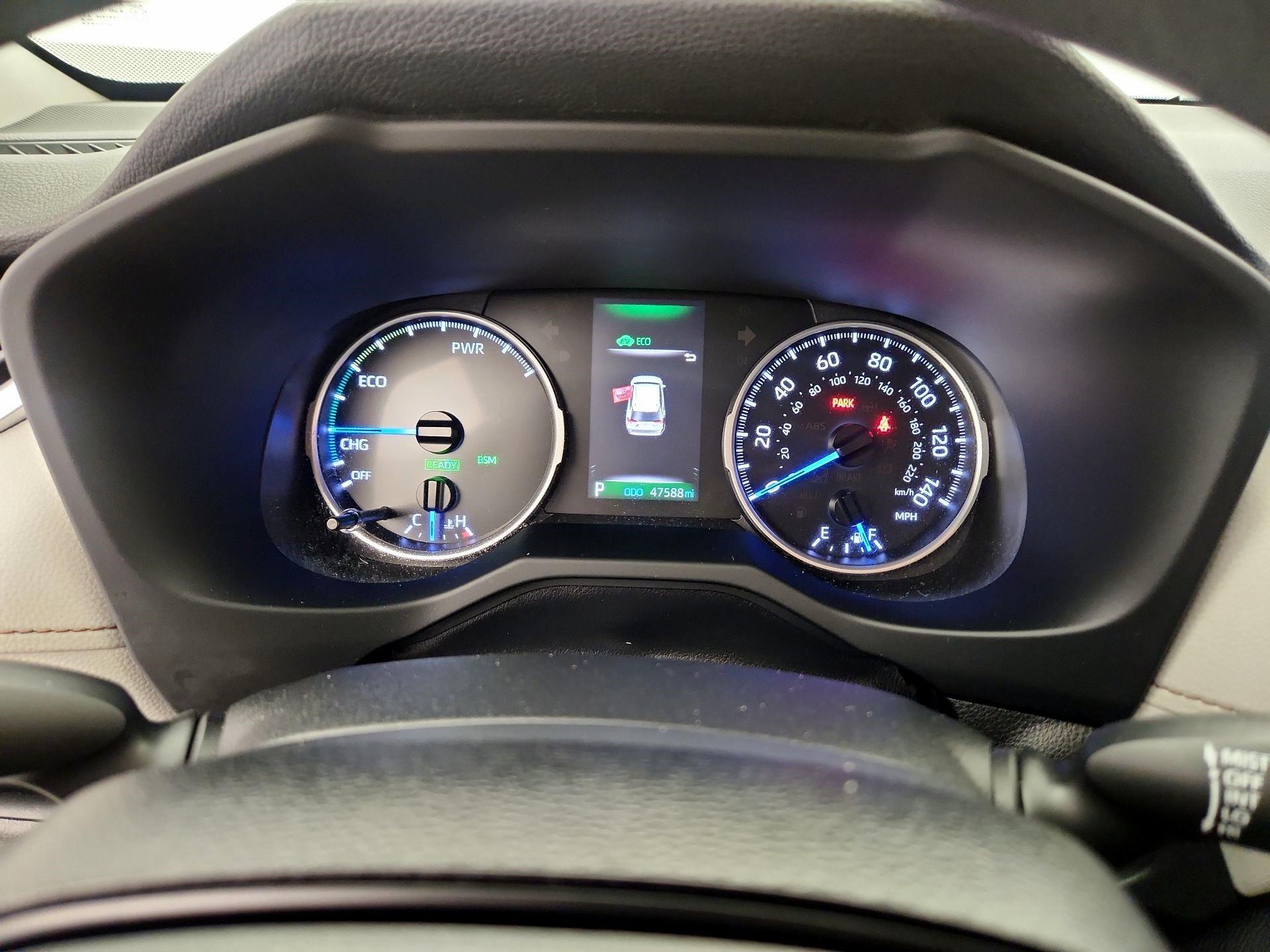 Thumbnail: 2019 Toyota RAV4 - 10