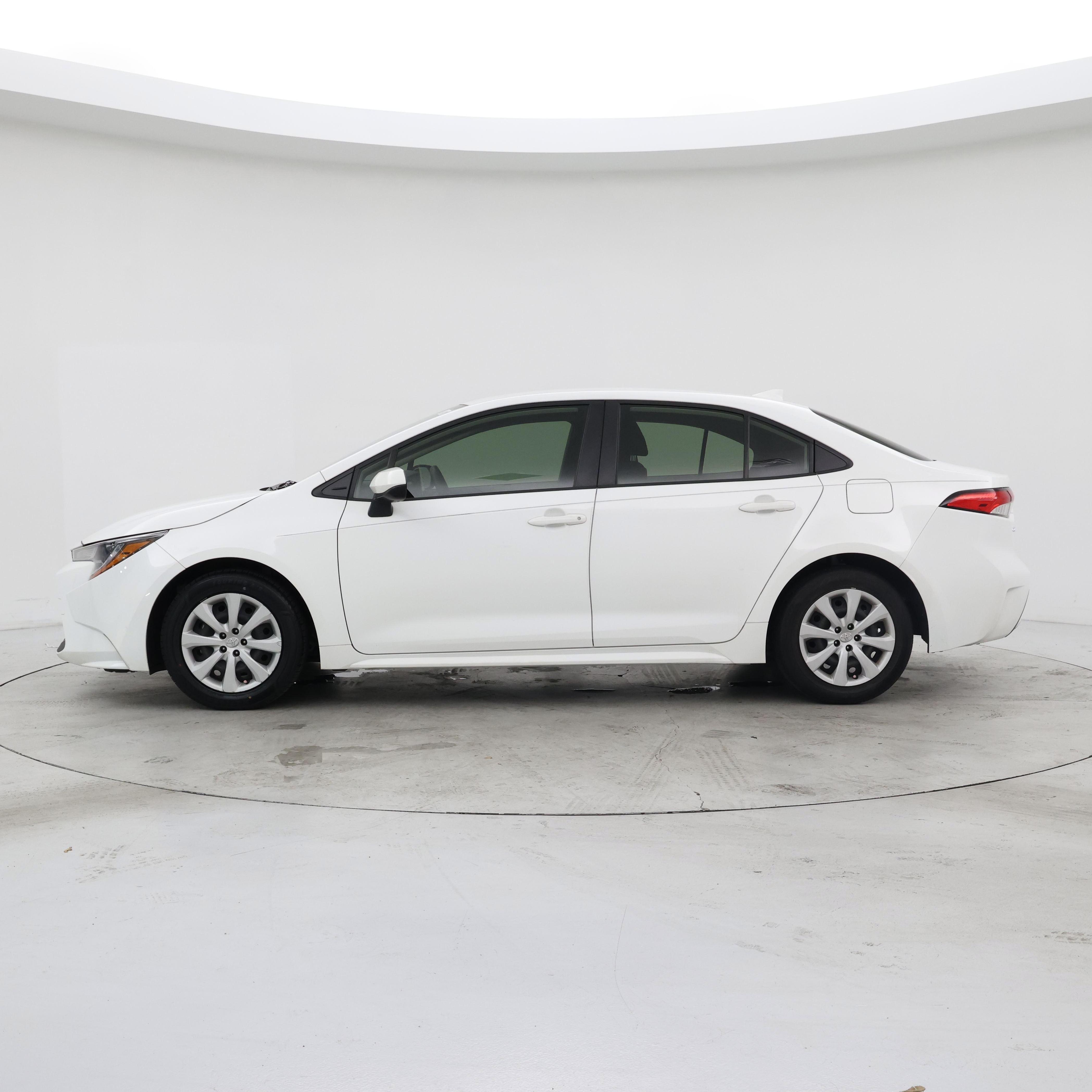 Thumbnail: 2022 Toyota Corolla - 3