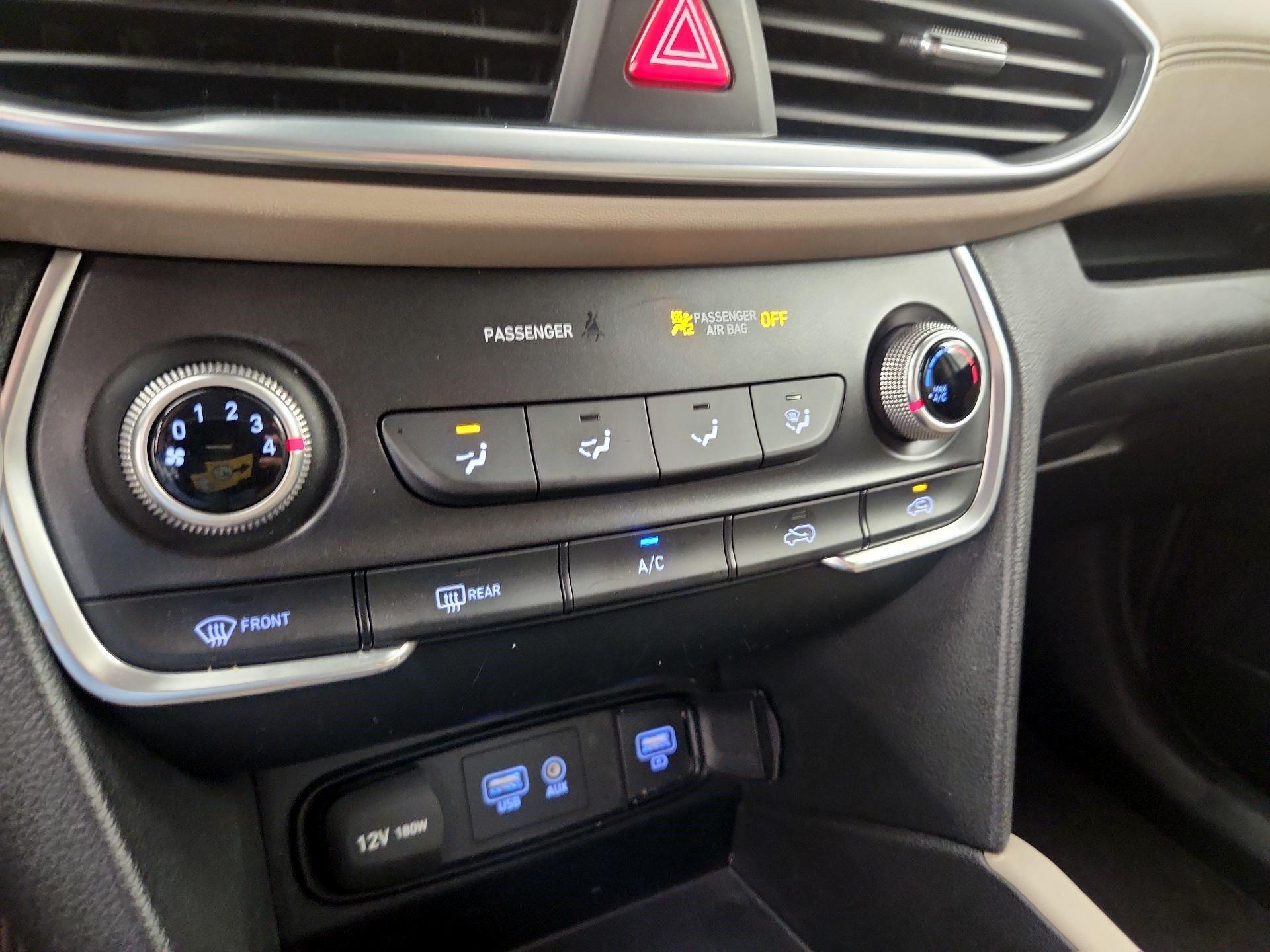 Thumbnail: 2019 Hyundai Santa Fe - 16