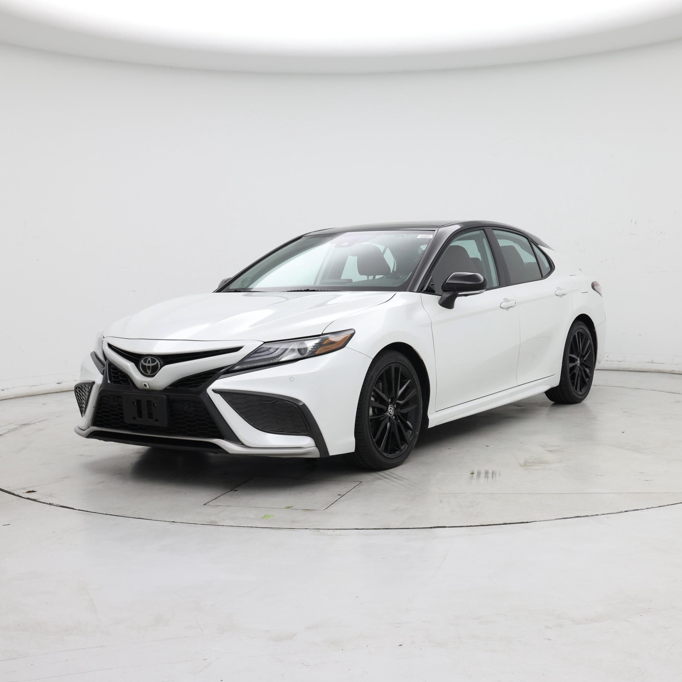 Thumbnail: 2022 Toyota Camry - 4