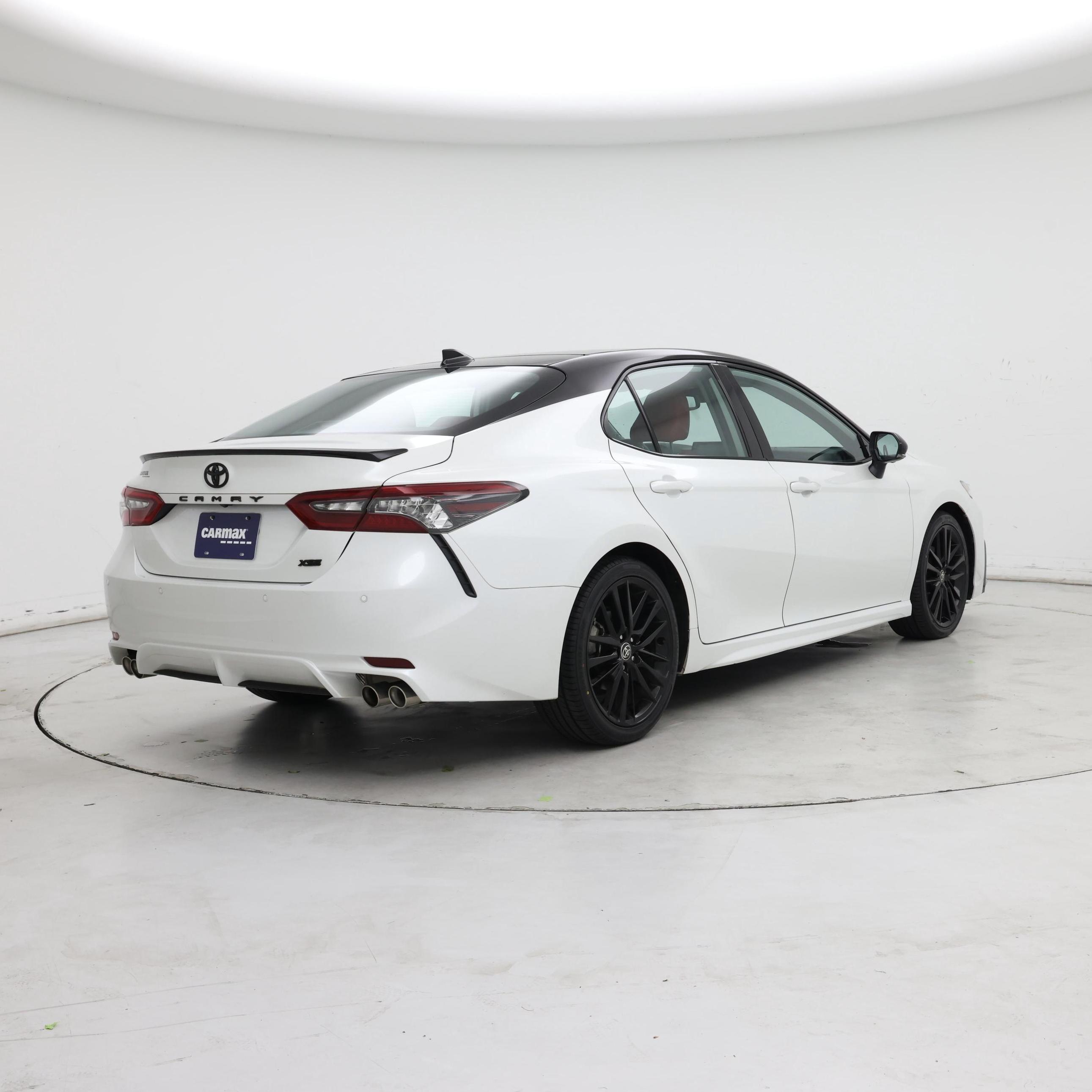 Thumbnail: 2022 Toyota Camry - 8