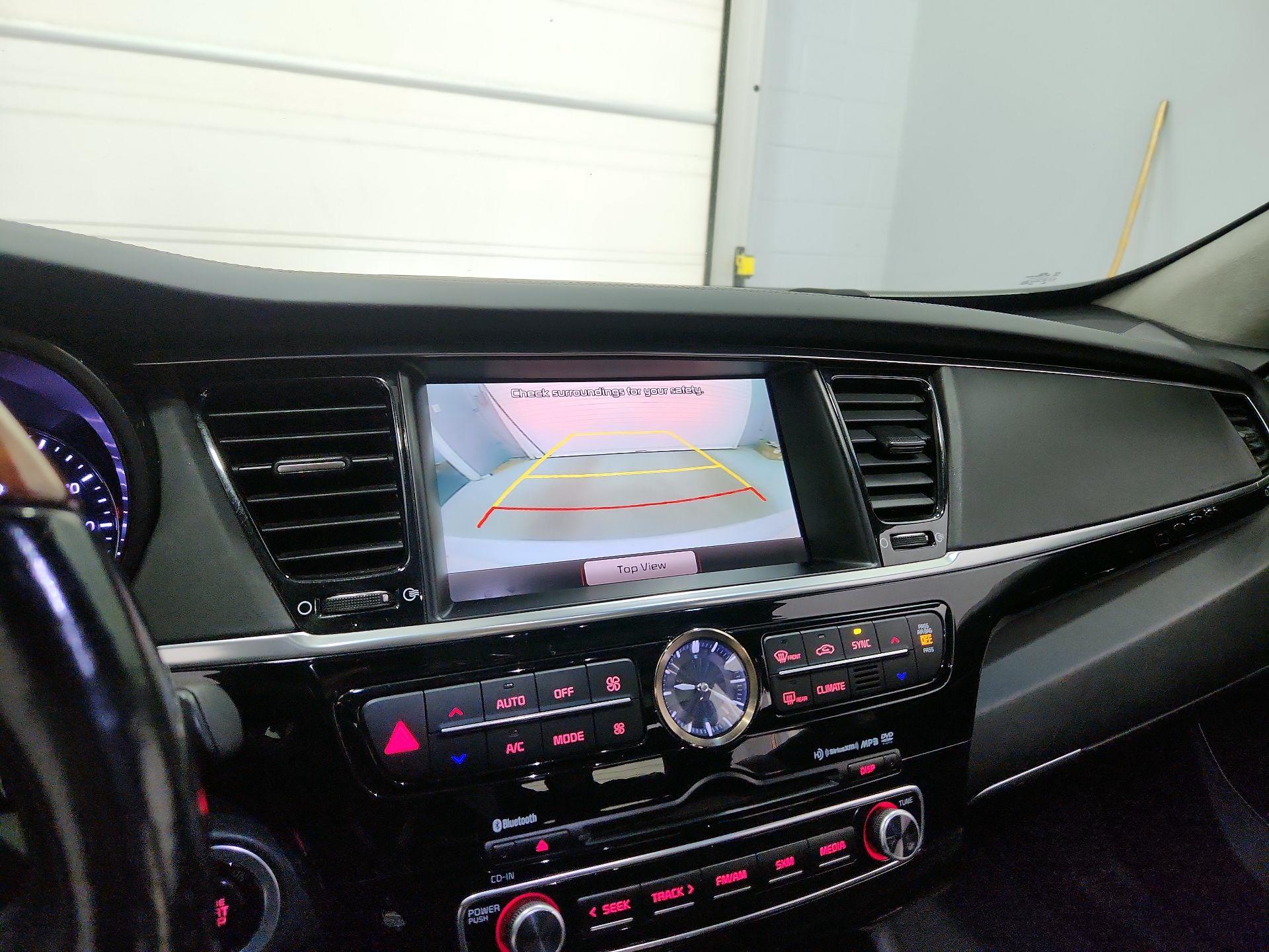 Thumbnail: 2015 Kia K900 - 15