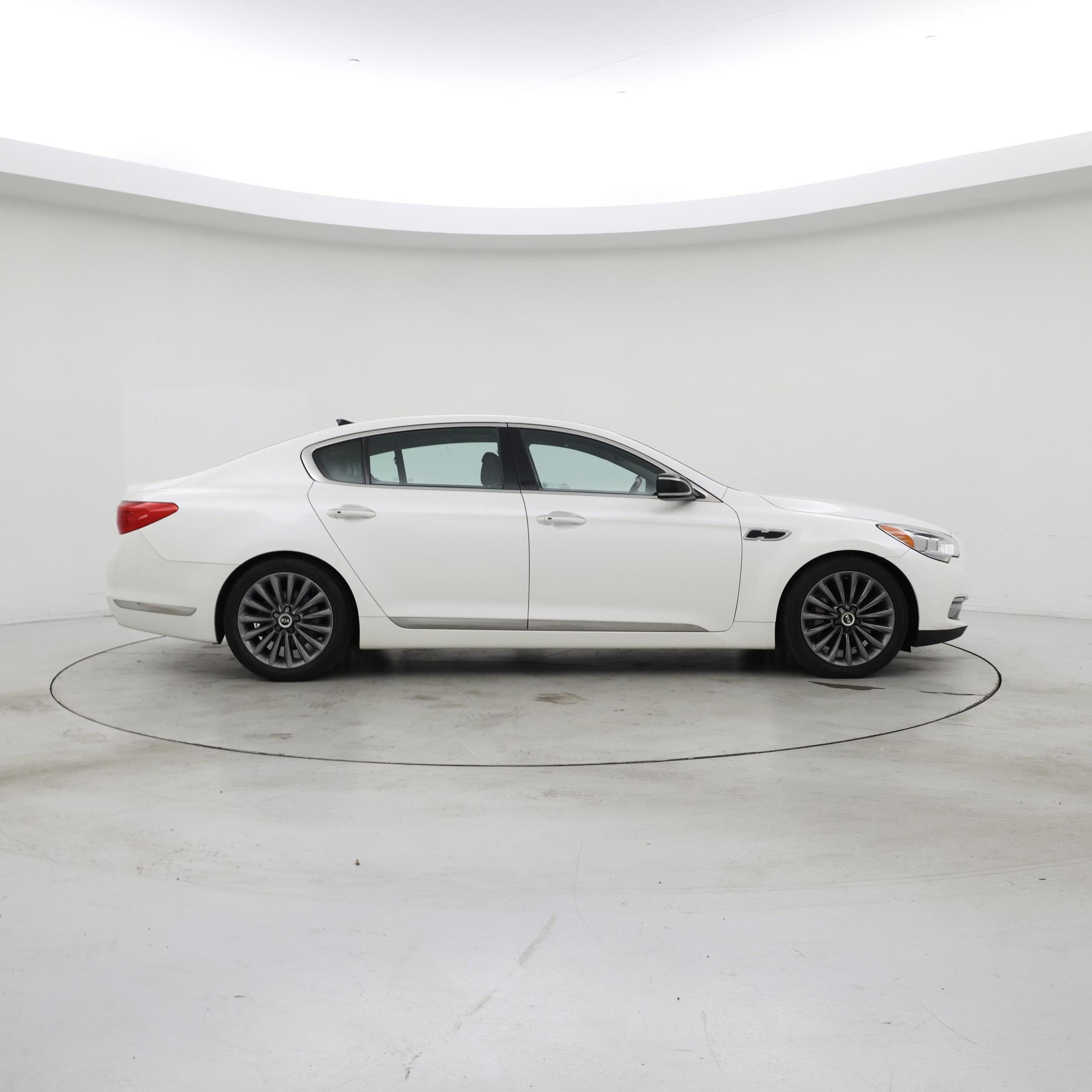 Thumbnail: 2015 Kia K900 - 7