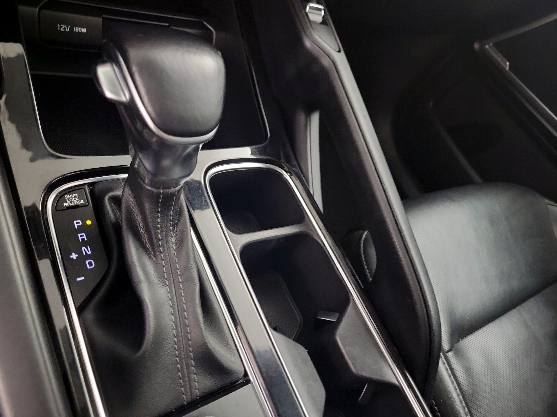 Thumbnail: 2020 Kia Telluride - 17