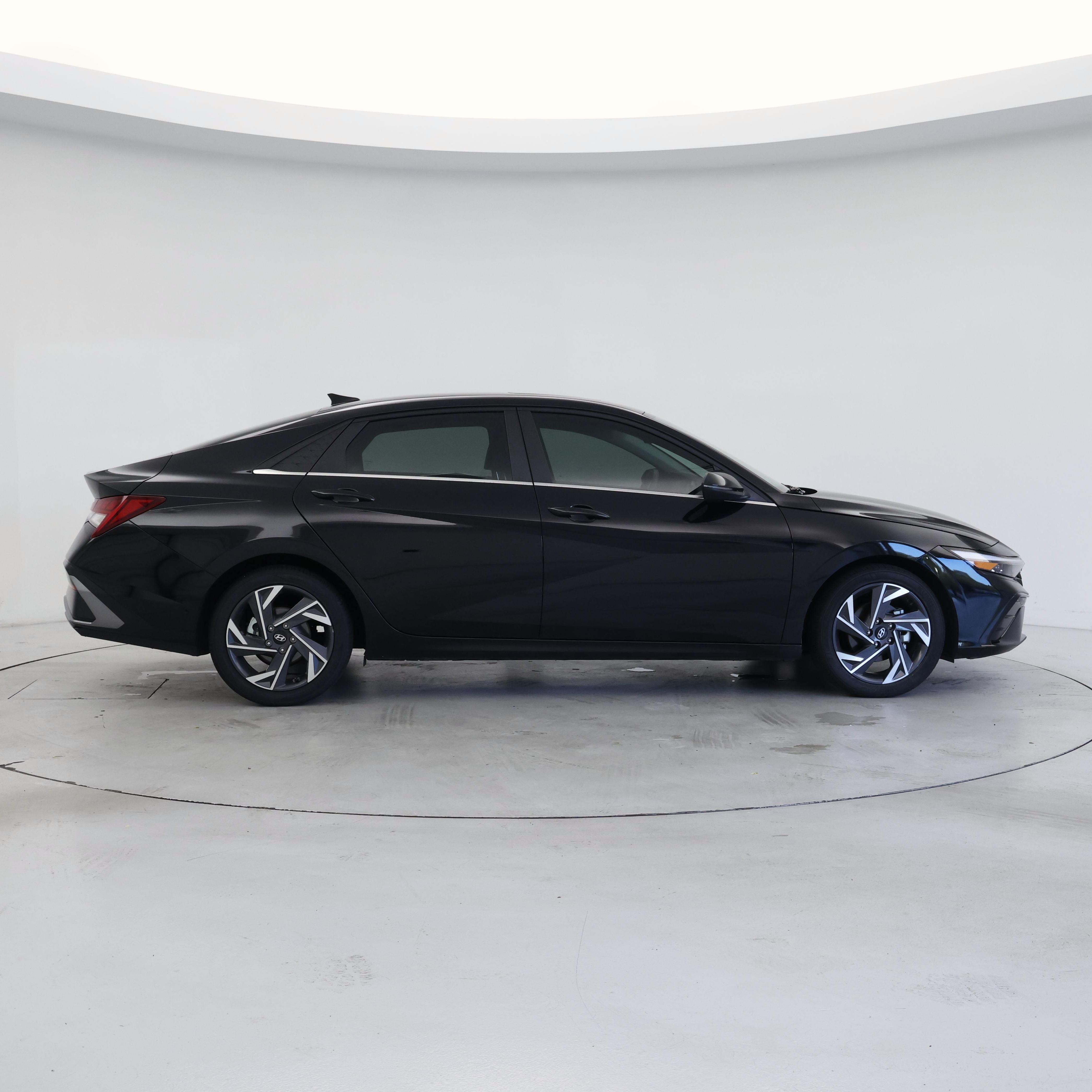 Thumbnail: 2025 Hyundai Elantra - 7