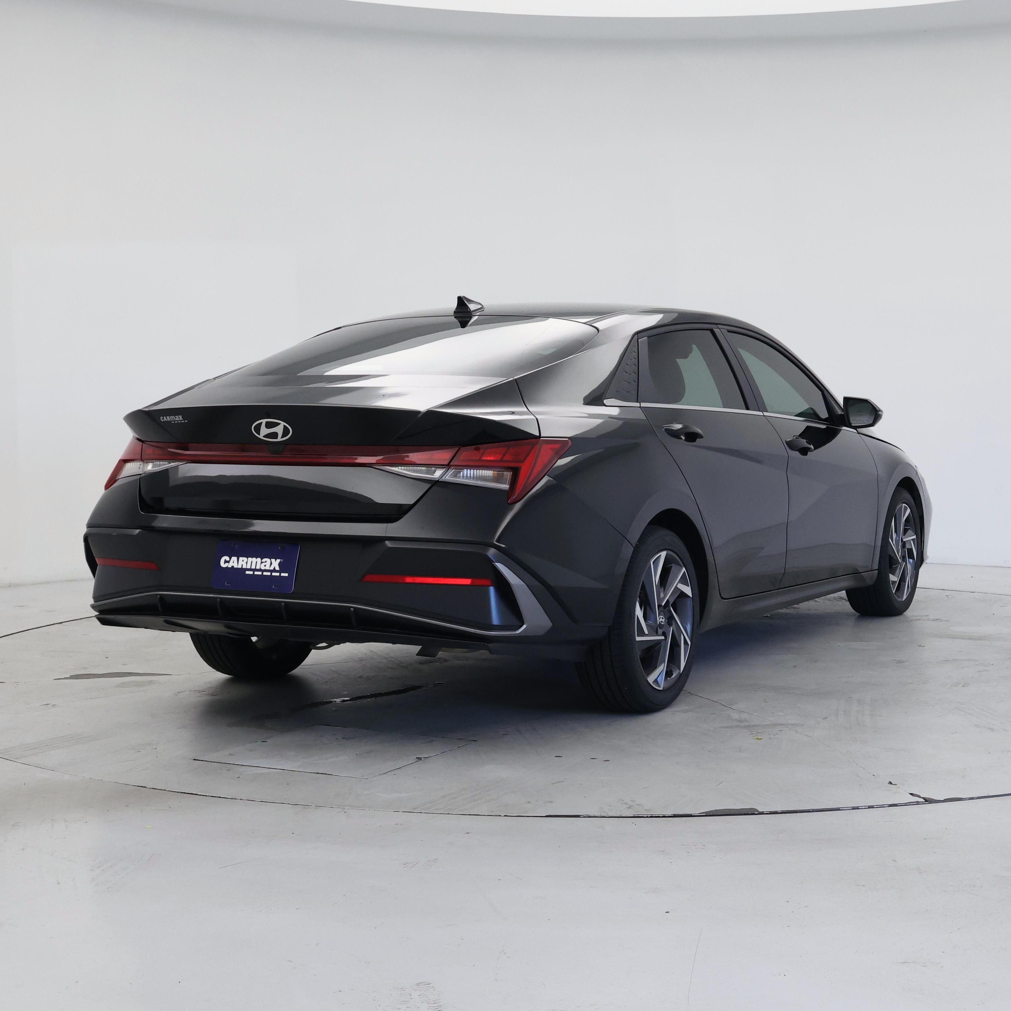 Thumbnail: 2025 Hyundai Elantra - 8