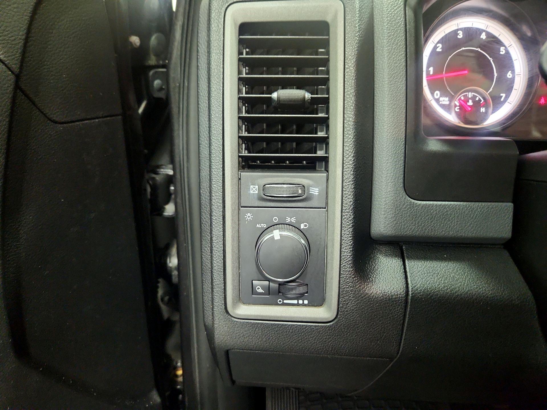 Thumbnail: 2014 RAM 1500 - 13