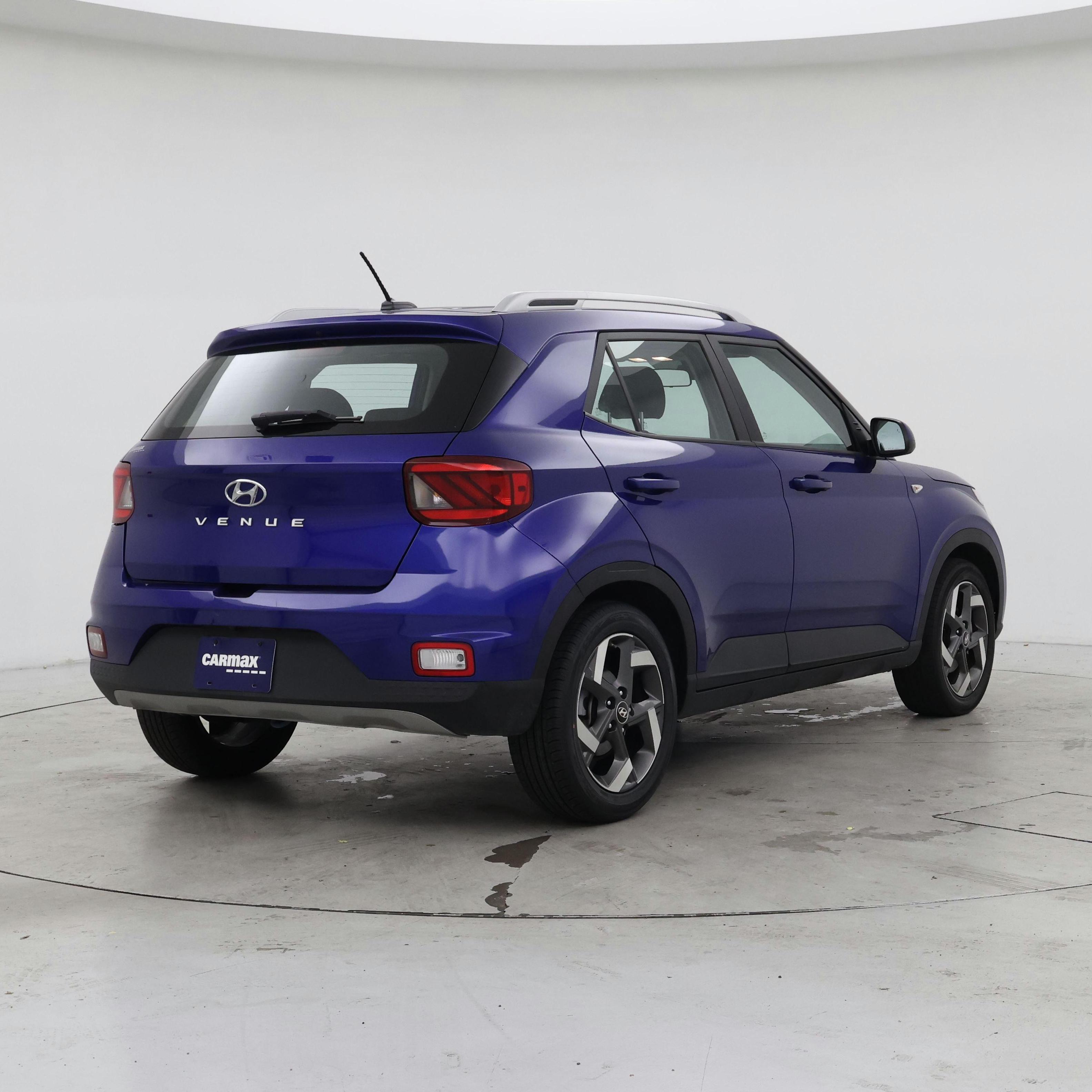 Thumbnail: 2023 Hyundai Venue - 8