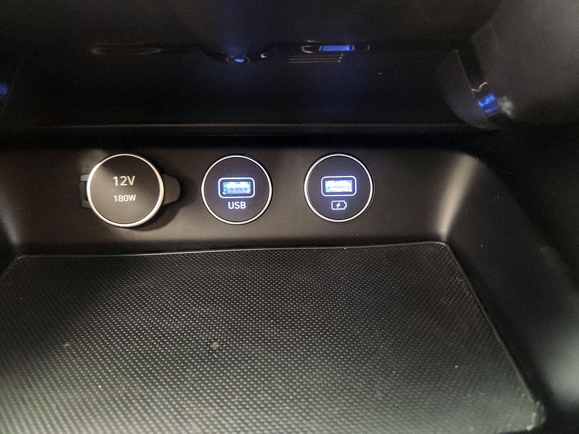 Thumbnail: 2023 Genesis G70 - 18