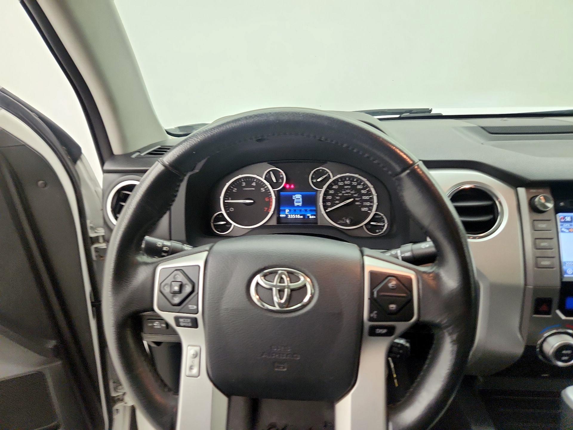 Thumbnail: 2017 Toyota Tundra - 10
