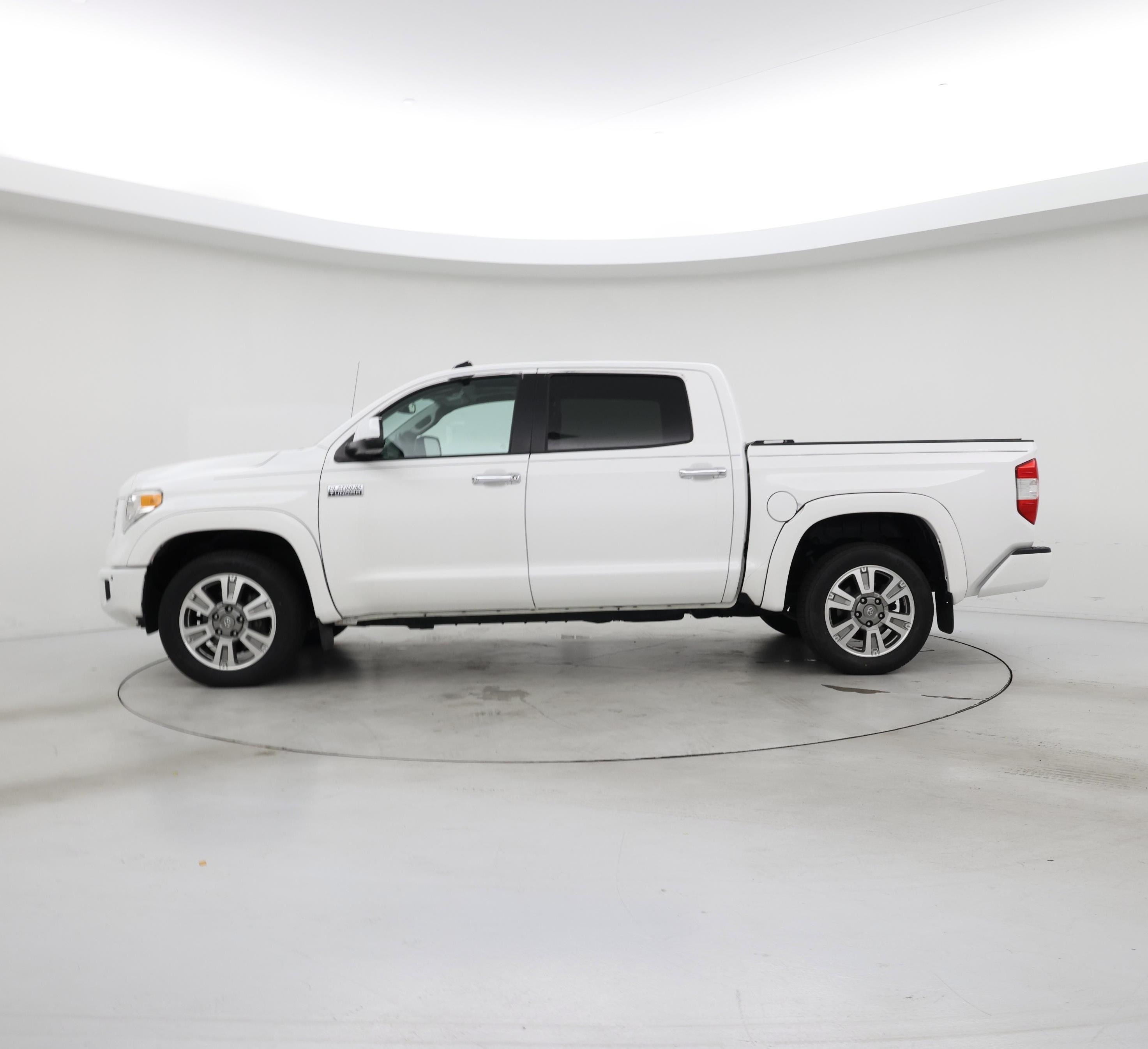 Thumbnail: 2017 Toyota Tundra - 3