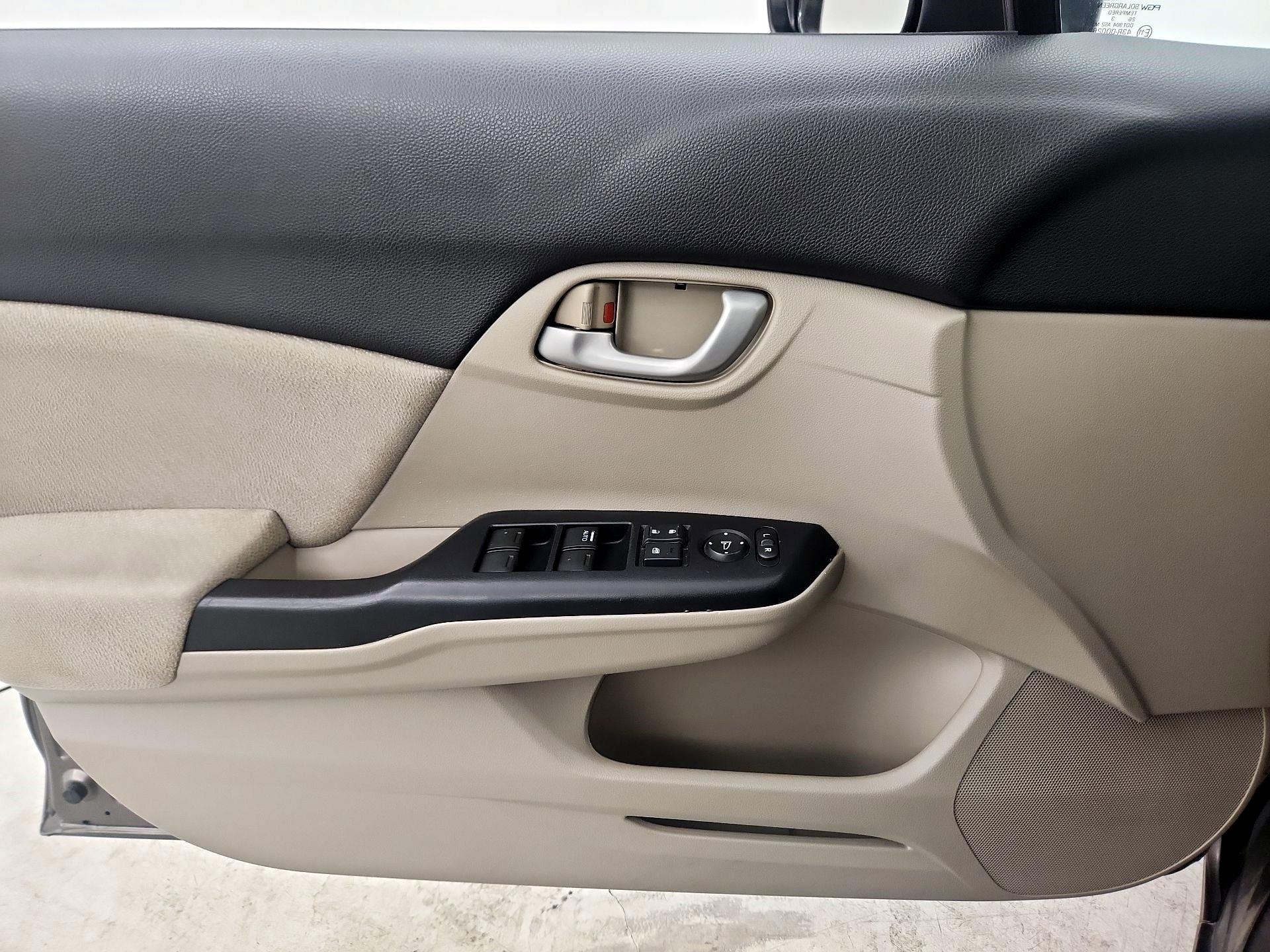 Thumbnail: 2013 Honda Civic - 12