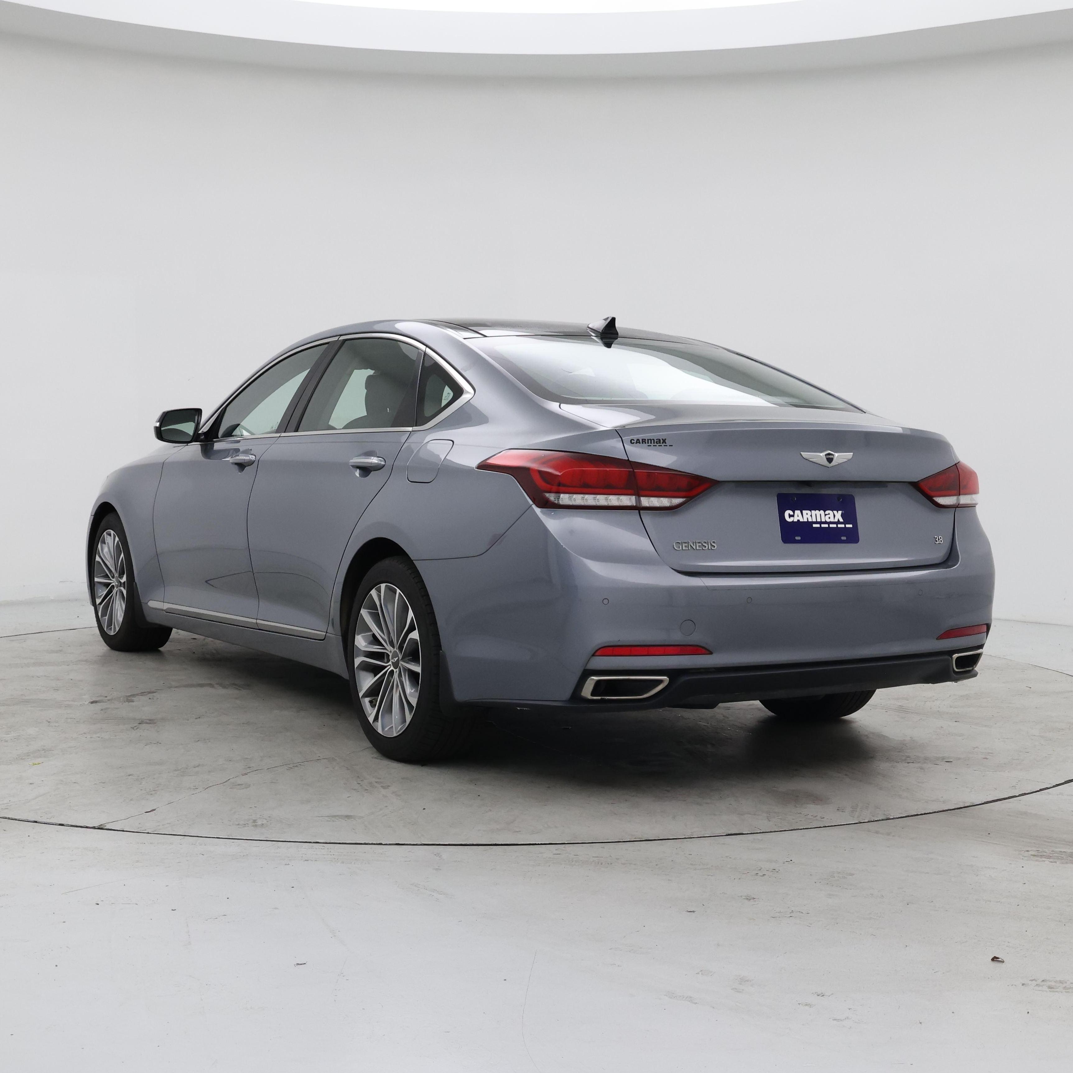 Thumbnail: 2015 Hyundai Genesis - 2