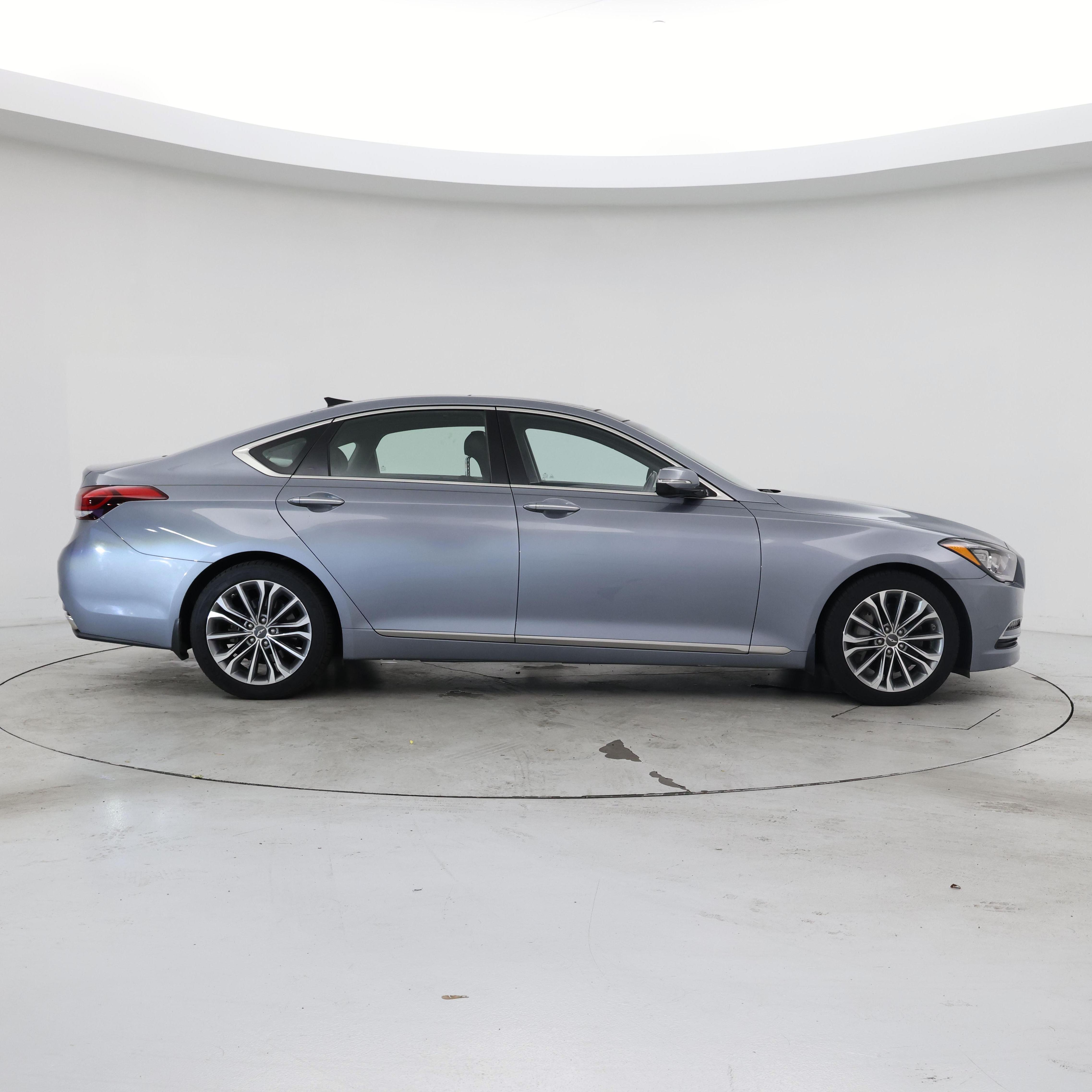 Thumbnail: 2015 Hyundai Genesis - 7