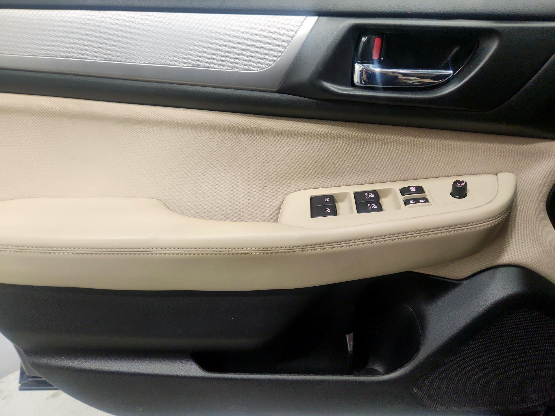 Thumbnail: 2018 Subaru Outback - 12