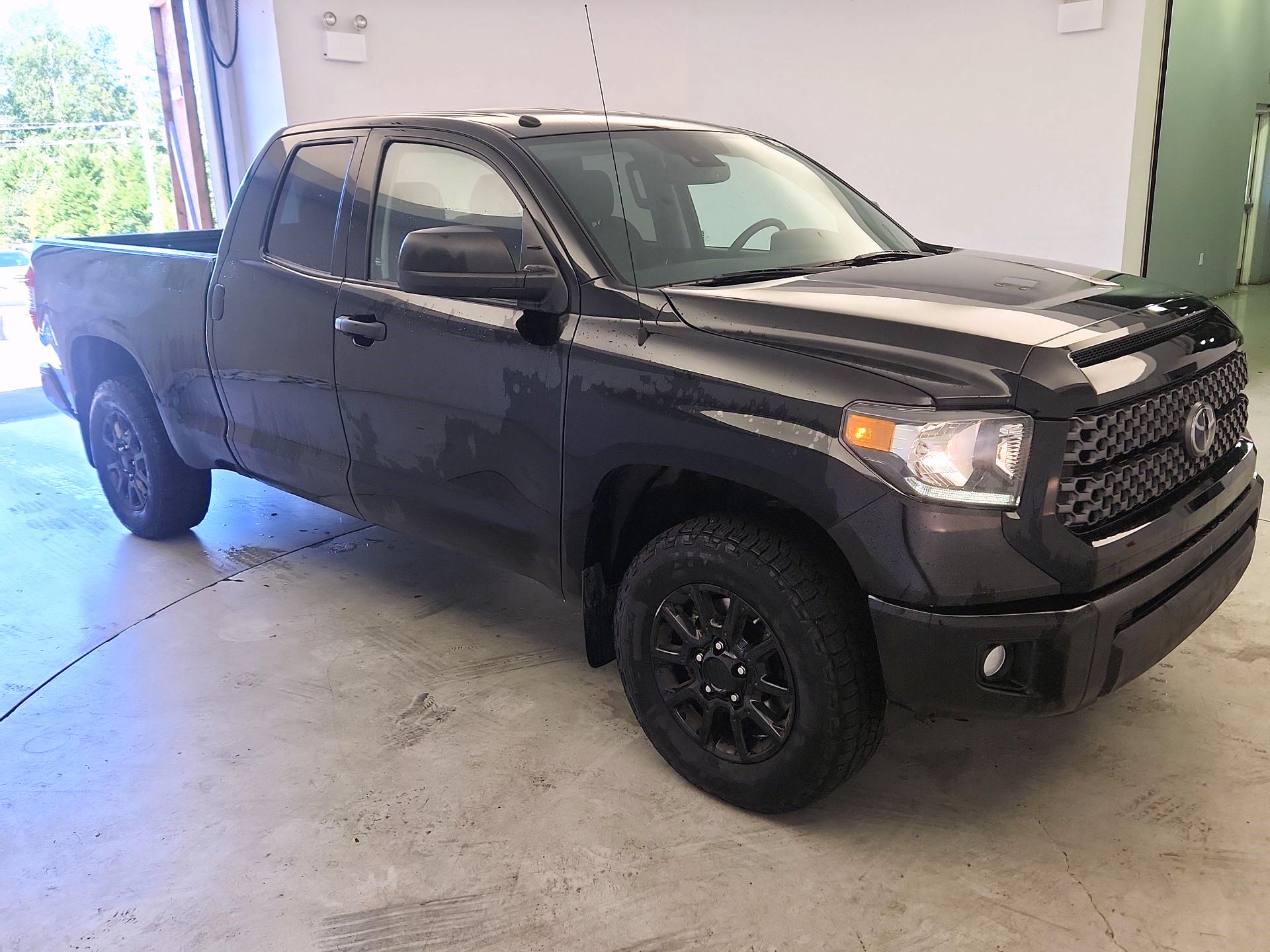 Thumbnail: 2019 Toyota Tundra - 1