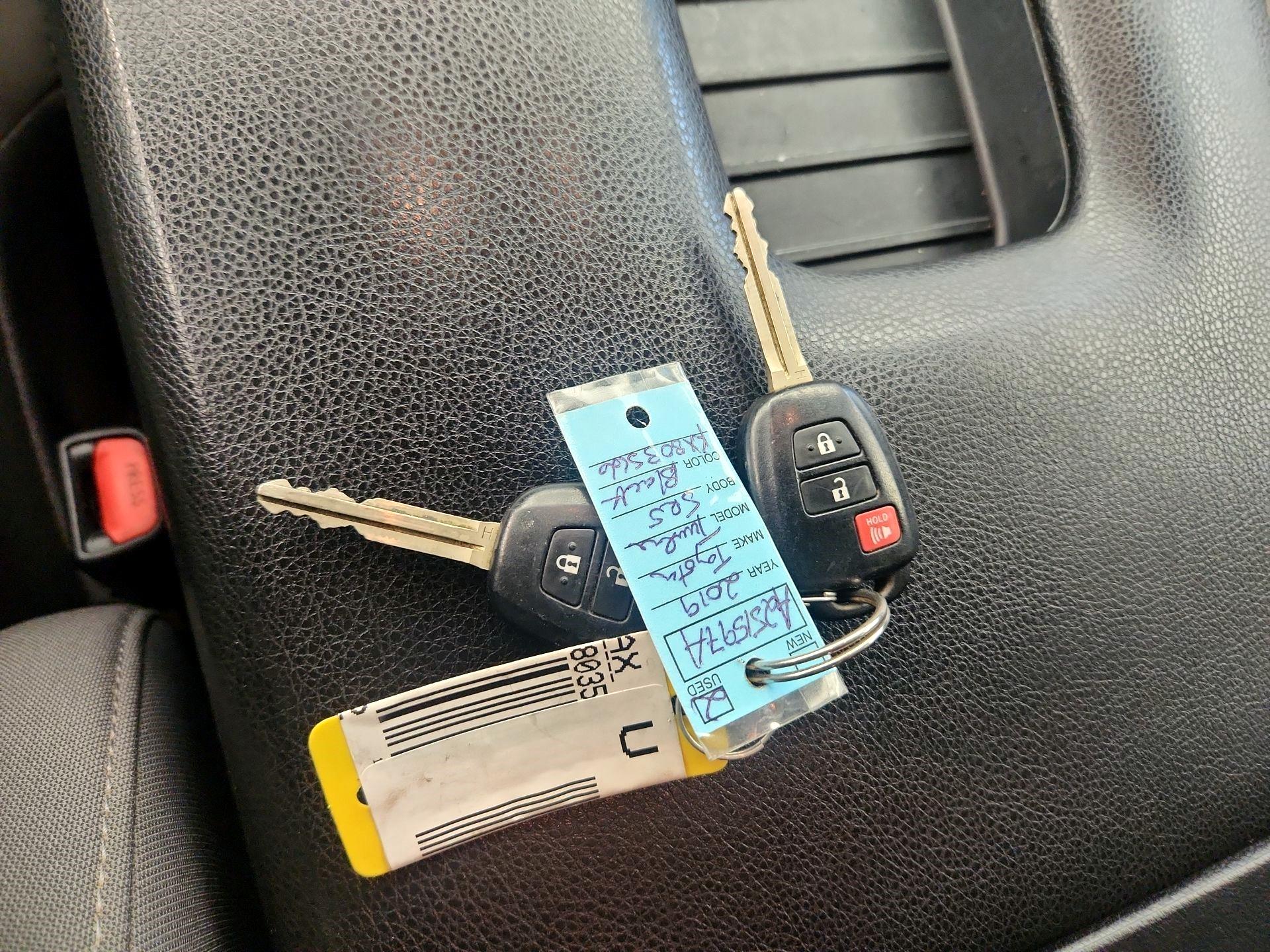Thumbnail: 2019 Toyota Tundra - 20
