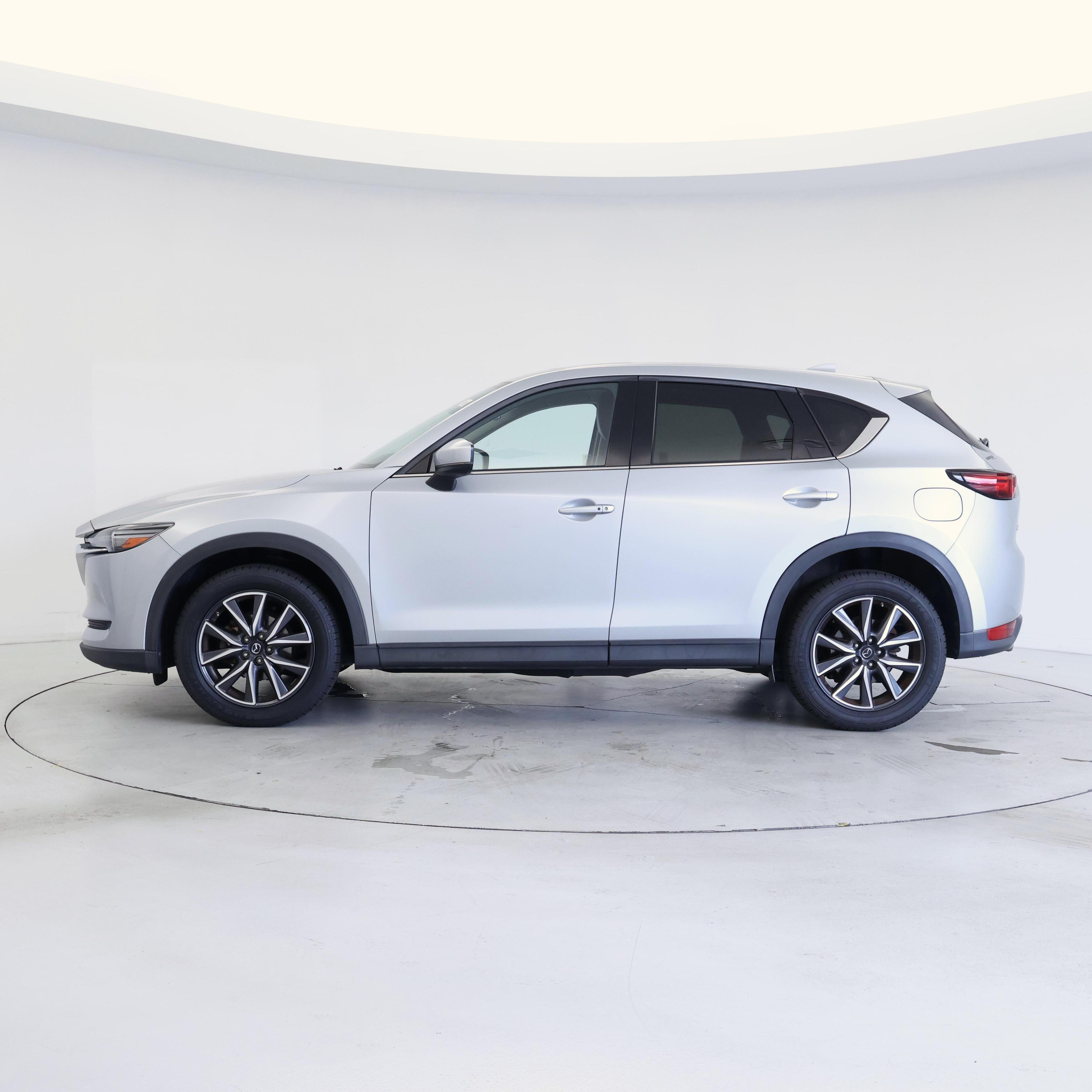 Thumbnail: 2018 Mazda CX-5 - 3