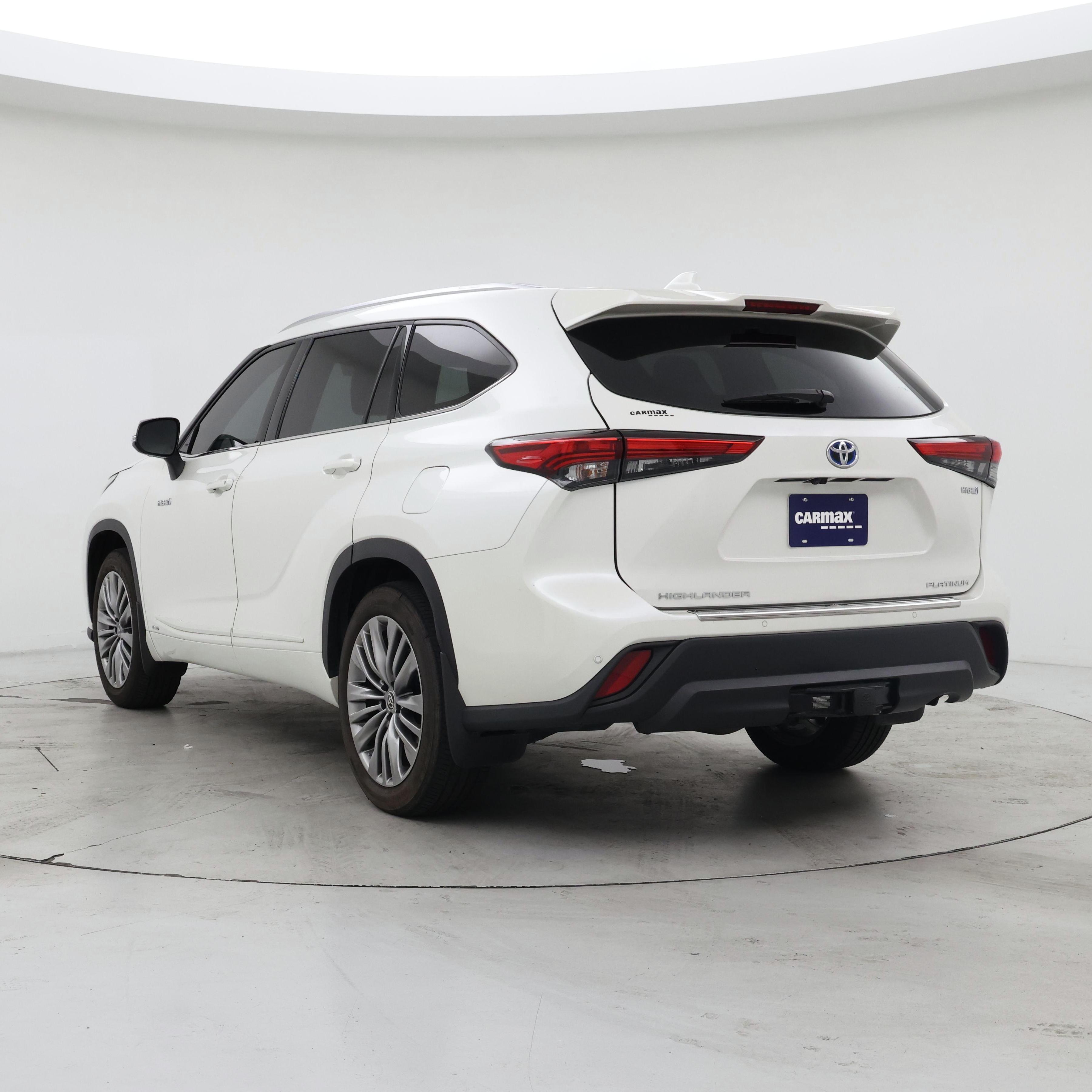 Thumbnail: 2021 Toyota Highlander - 2