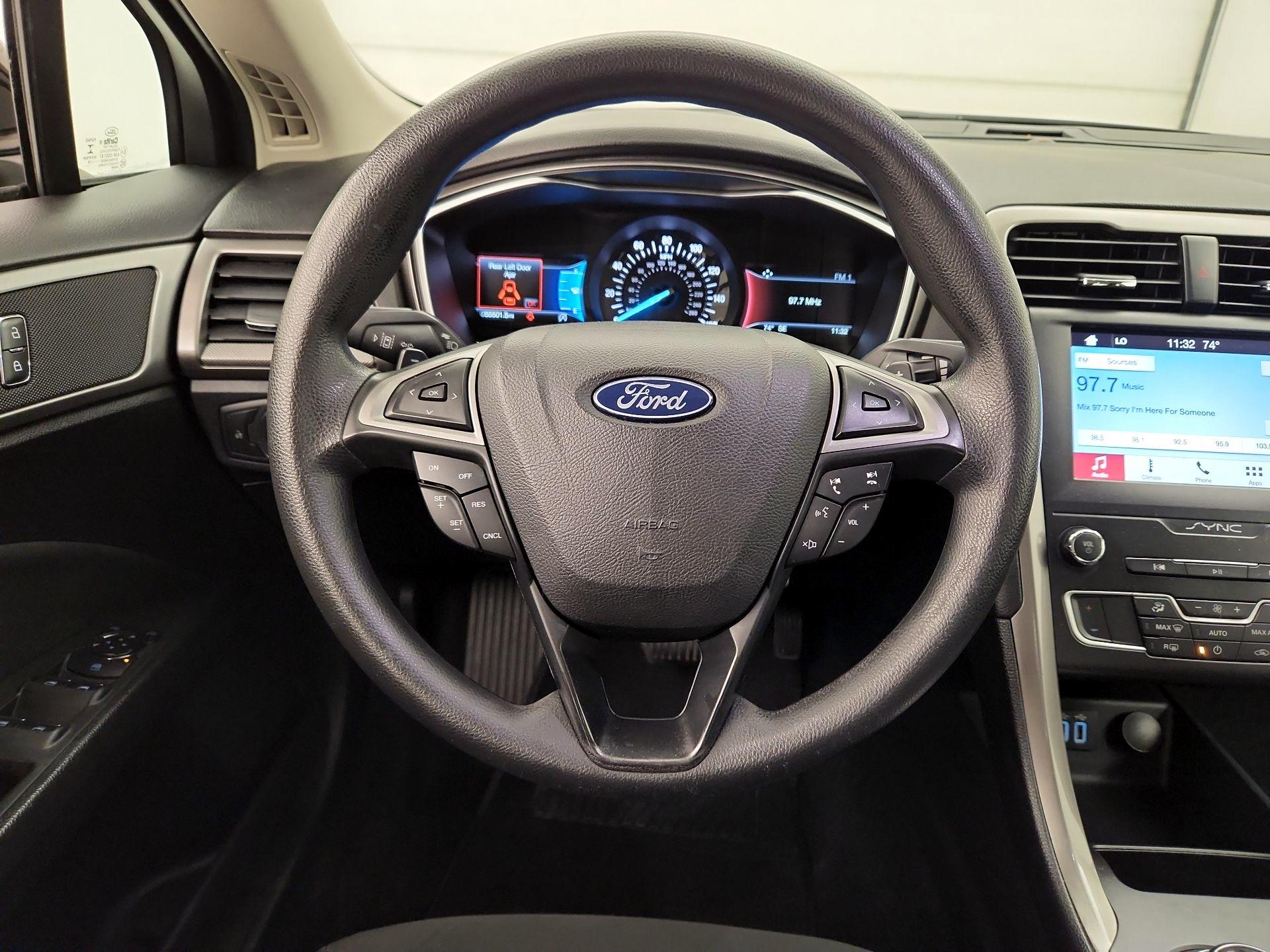 Thumbnail: 2019 Ford Fusion - 10