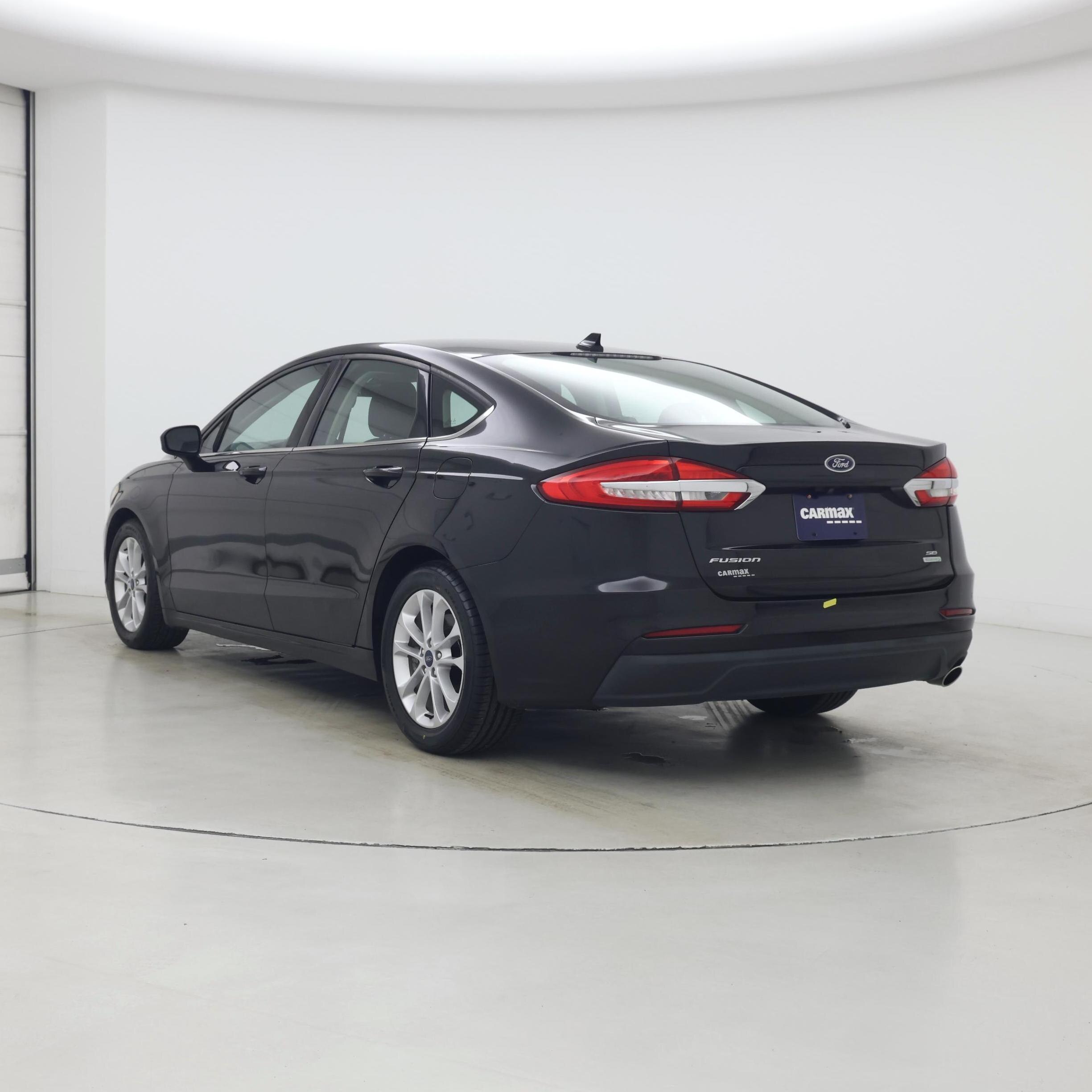 Thumbnail: 2019 Ford Fusion - 2