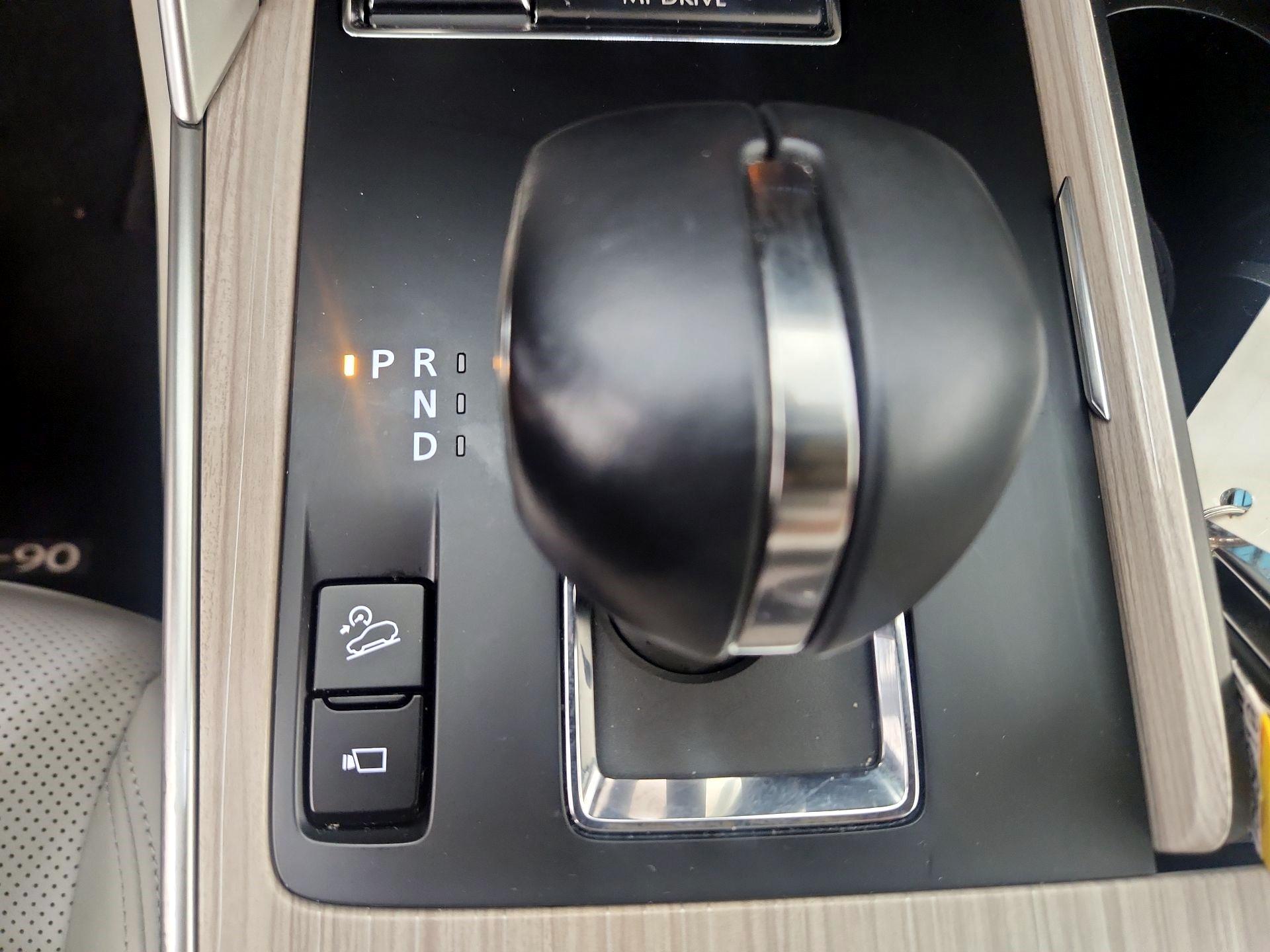 Thumbnail: 2024 Mazda CX-90 - 17