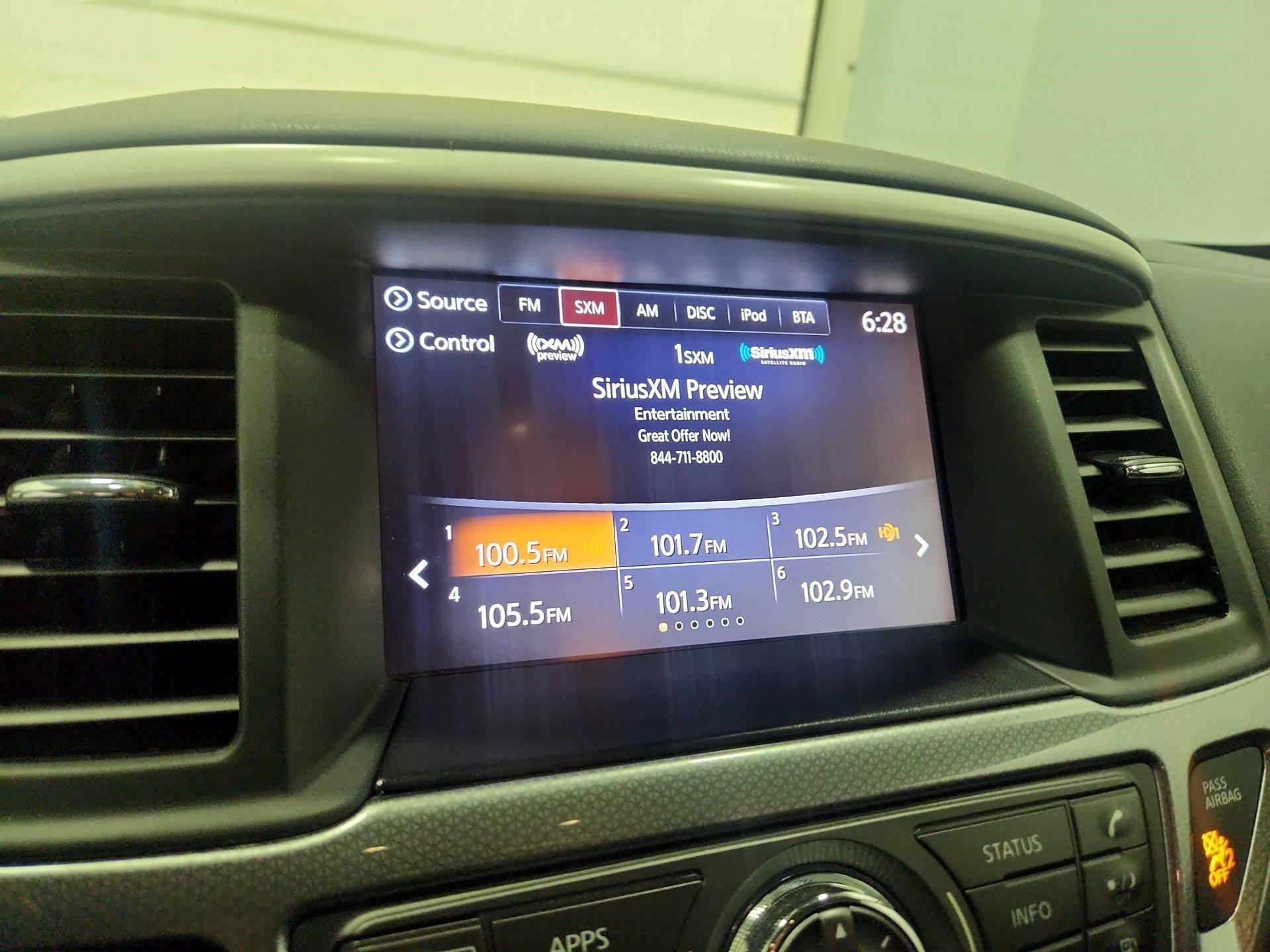 Thumbnail: 2019 Nissan Pathfinder - 16