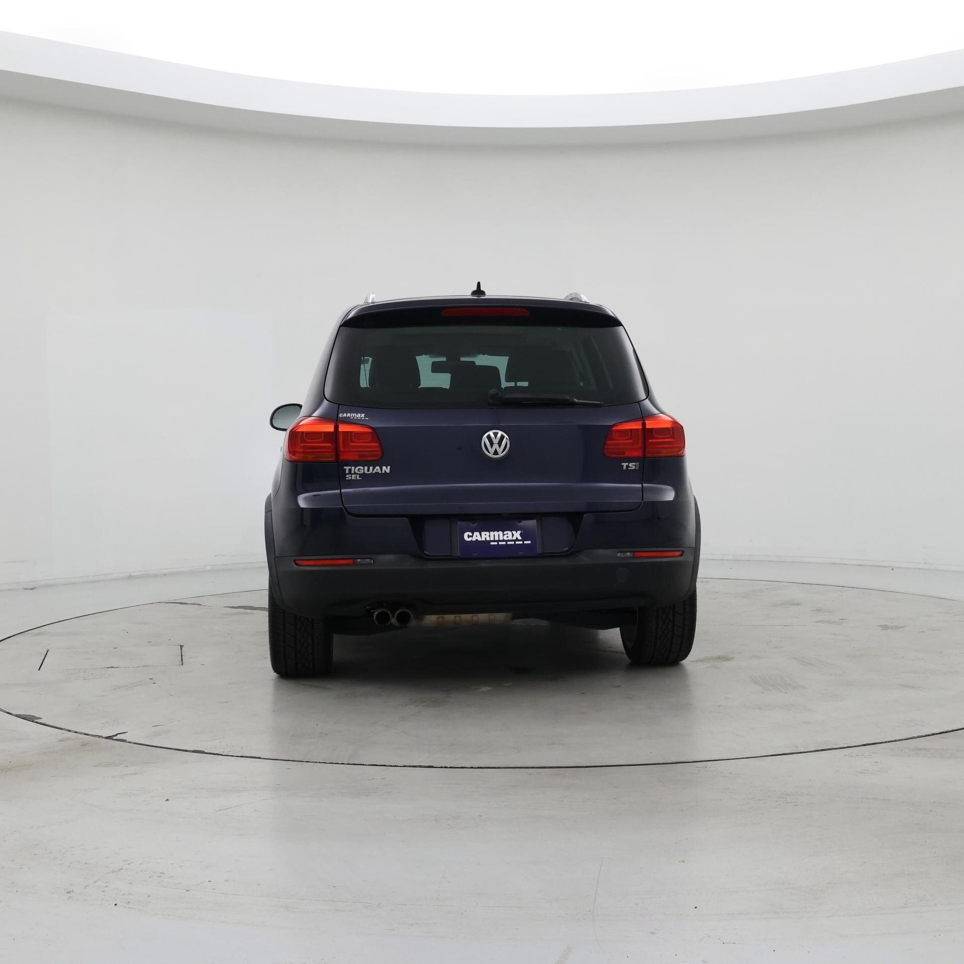 Thumbnail: 2016 Volkswagen Tiguan - 6