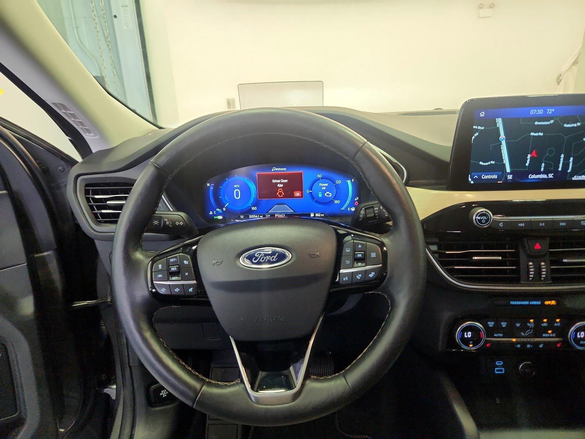 Thumbnail: 2021 Ford Escape - 10