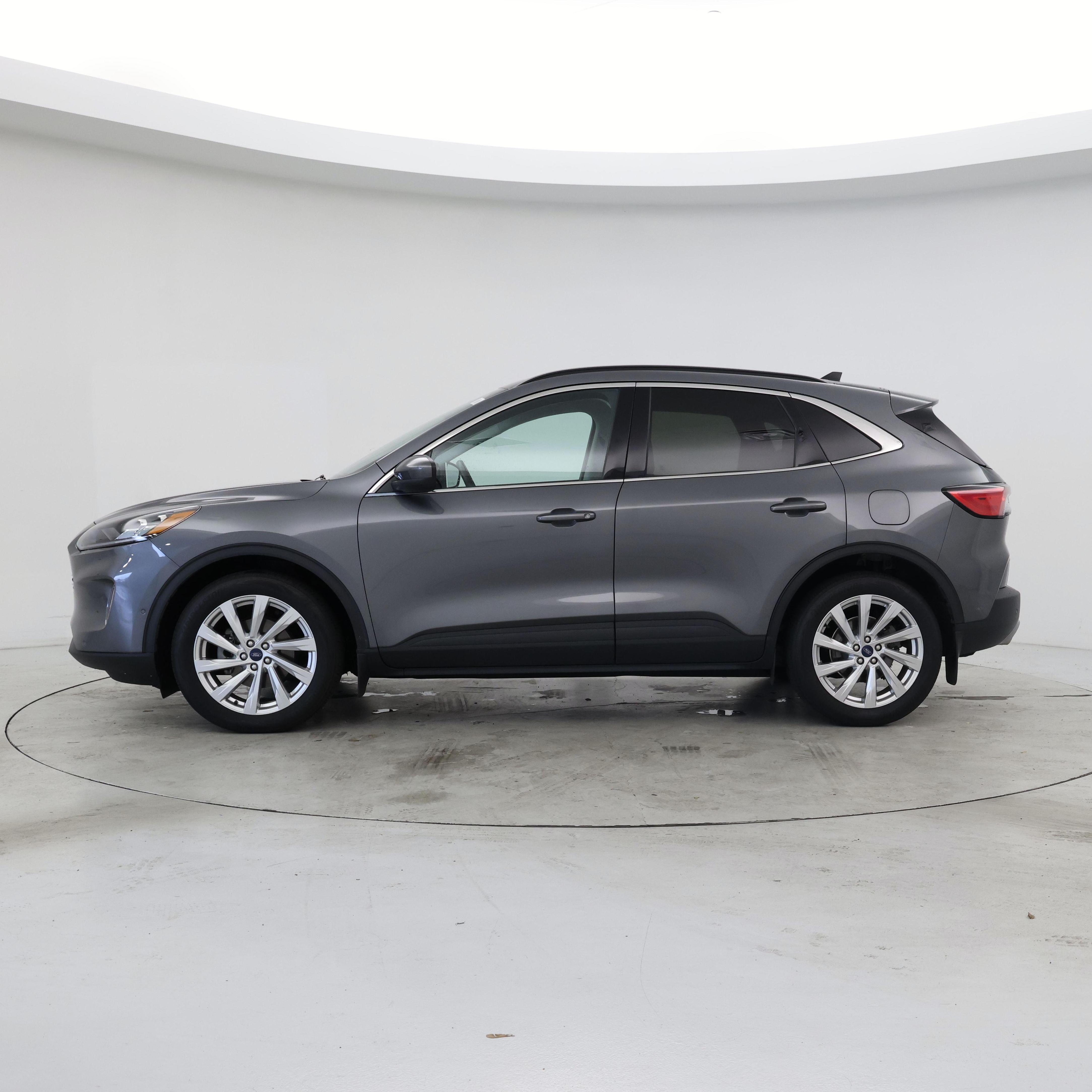 Thumbnail: 2021 Ford Escape - 3