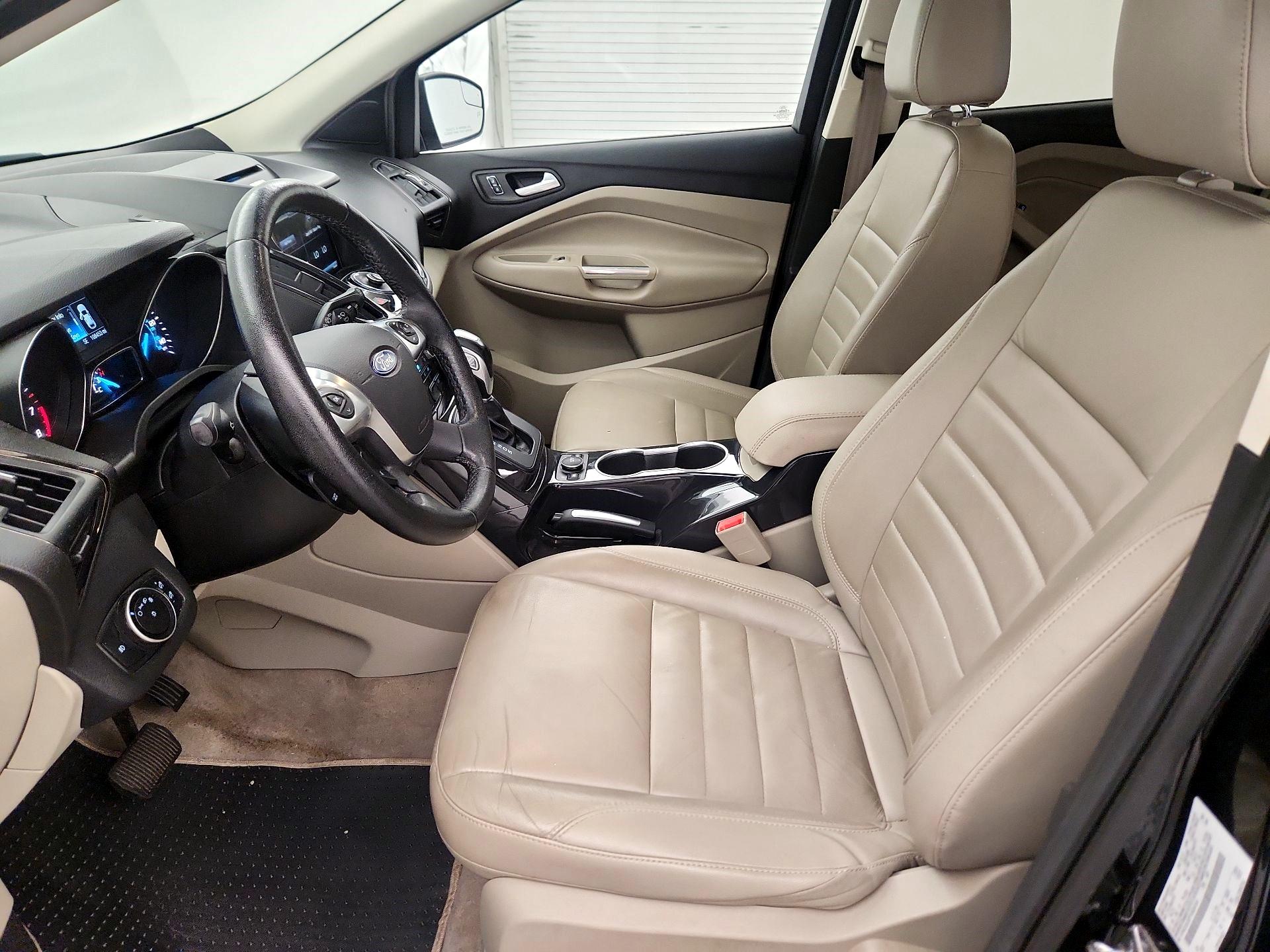 Thumbnail: 2015 Ford Escape - 11