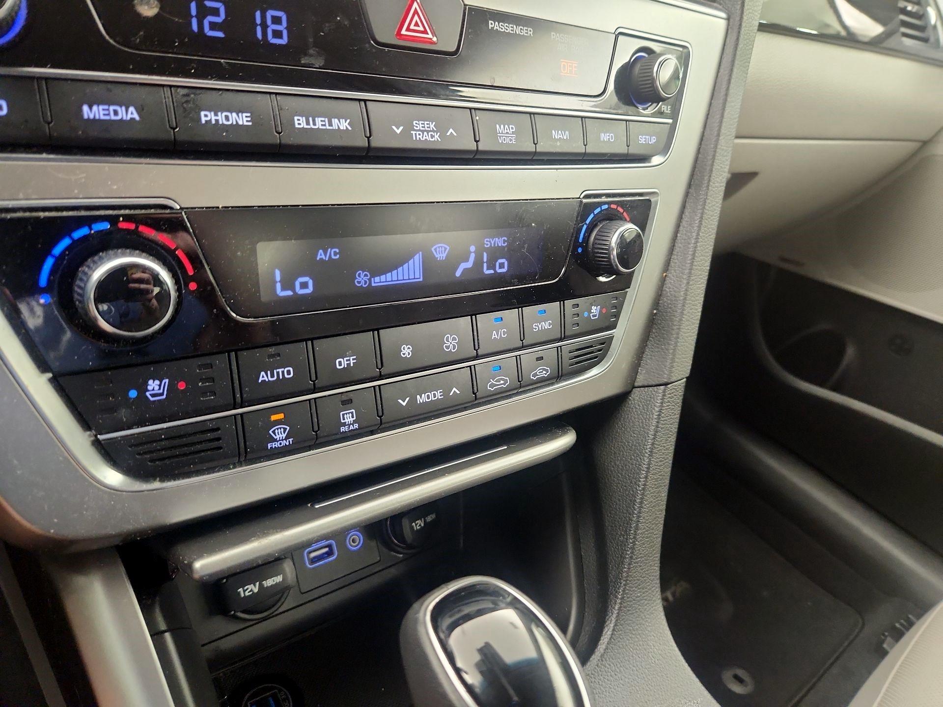 Thumbnail: 2017 Hyundai Sonata - 14